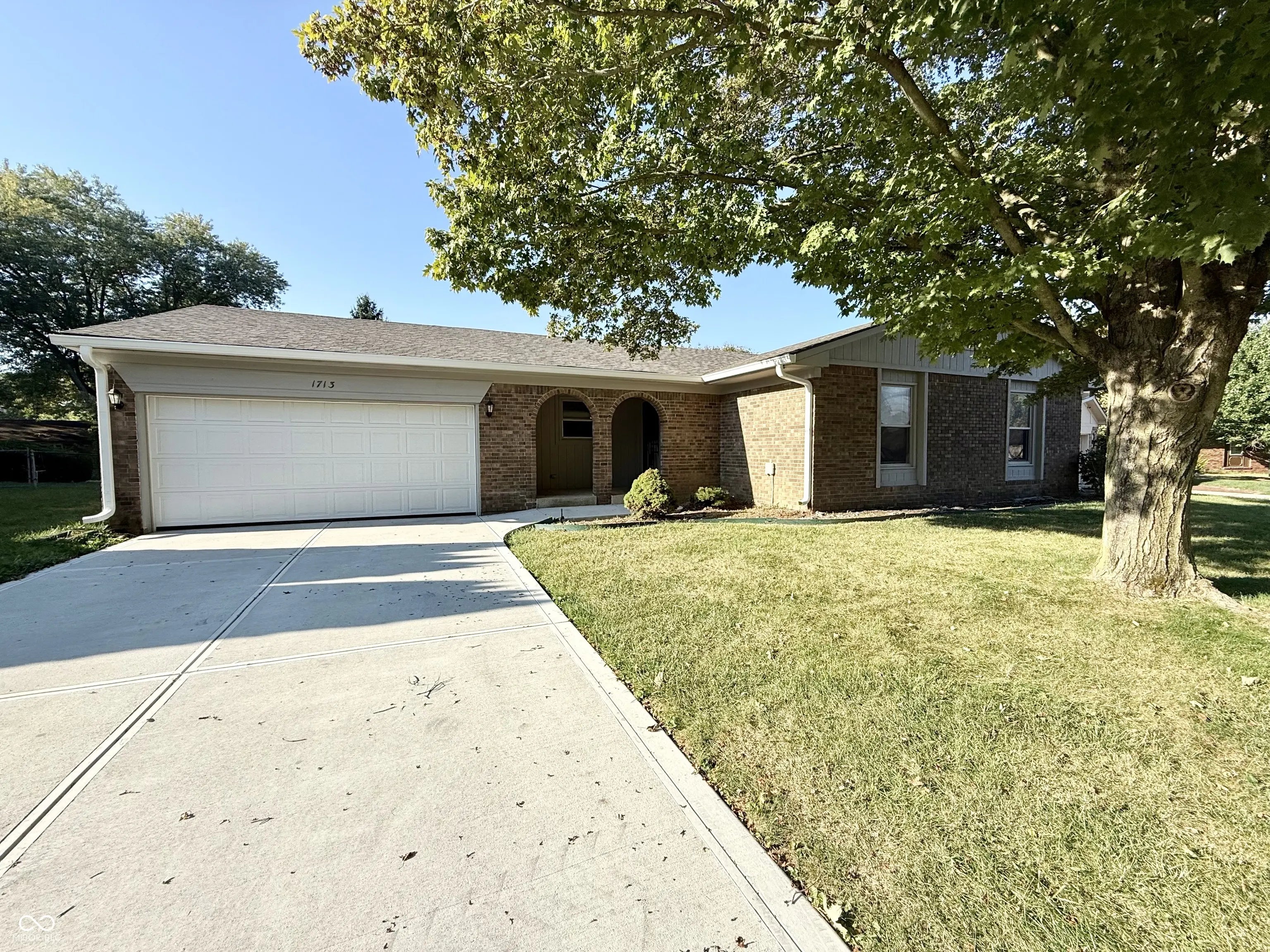 Photo of 1713 Sycamore Drive Plainfield, IN 46168