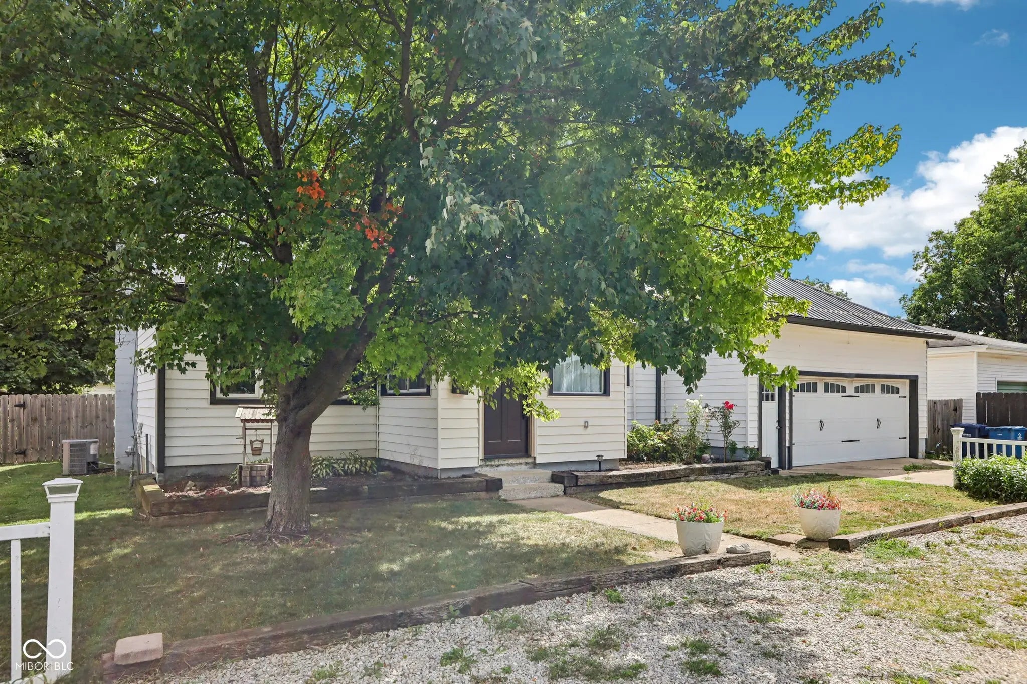 103 S Hudson Street MLS 22053685 No Subdivision photo 2