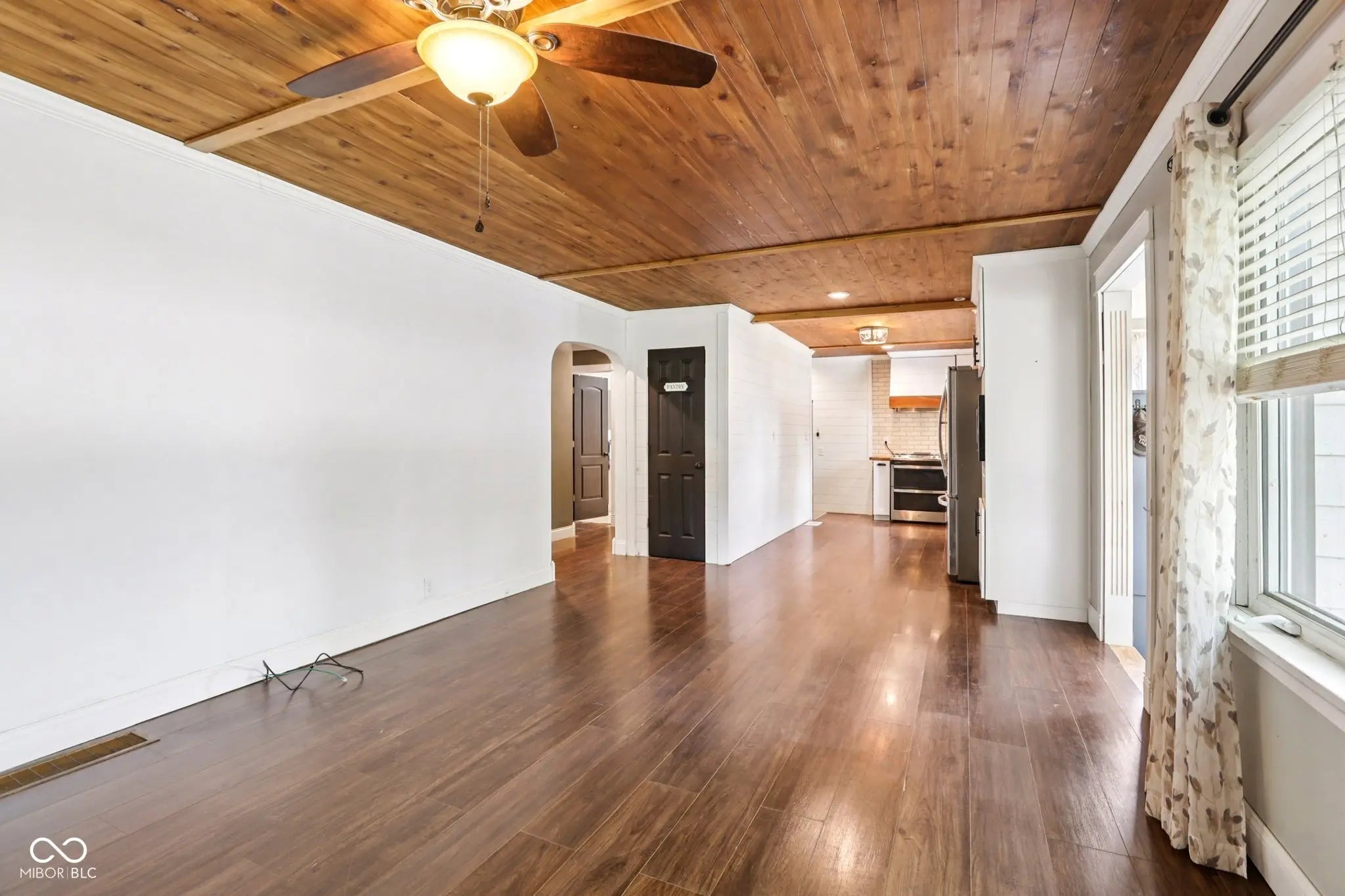 103 S Hudson Street MLS 22053685 No Subdivision photo 3