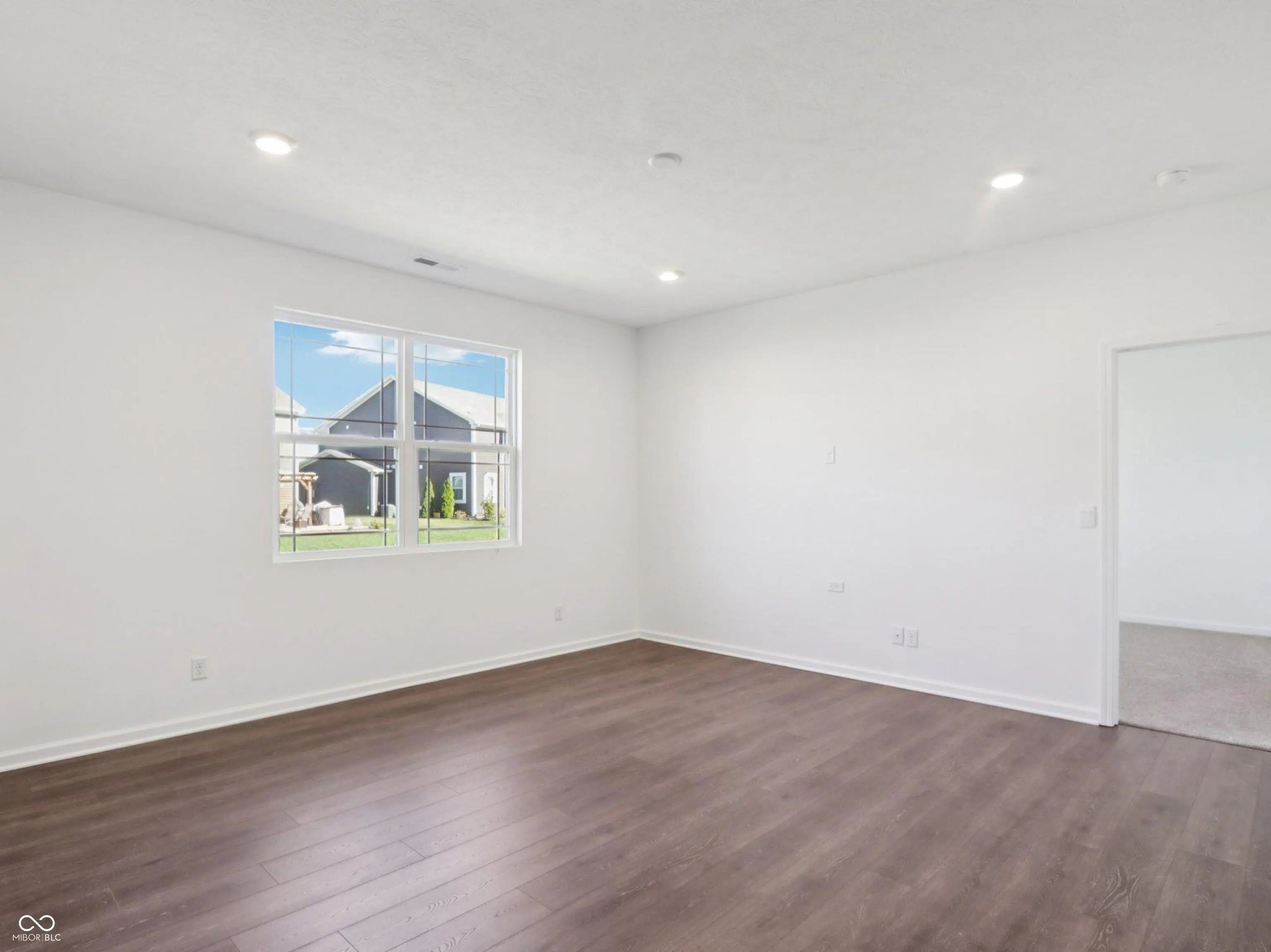 1680 Winn Court MLS 22053705 Mt. Vernon North photo 3