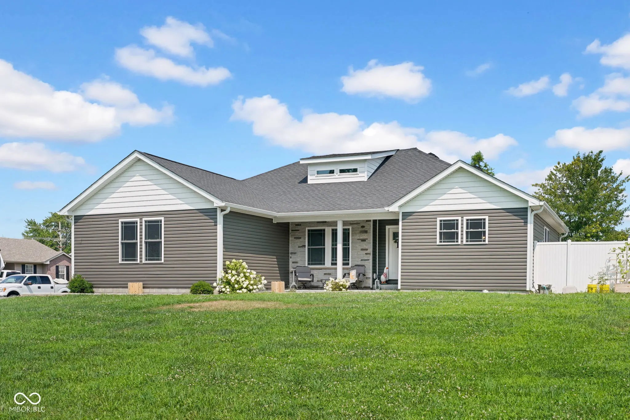 1950 N Westbrook Drive, North Vernon