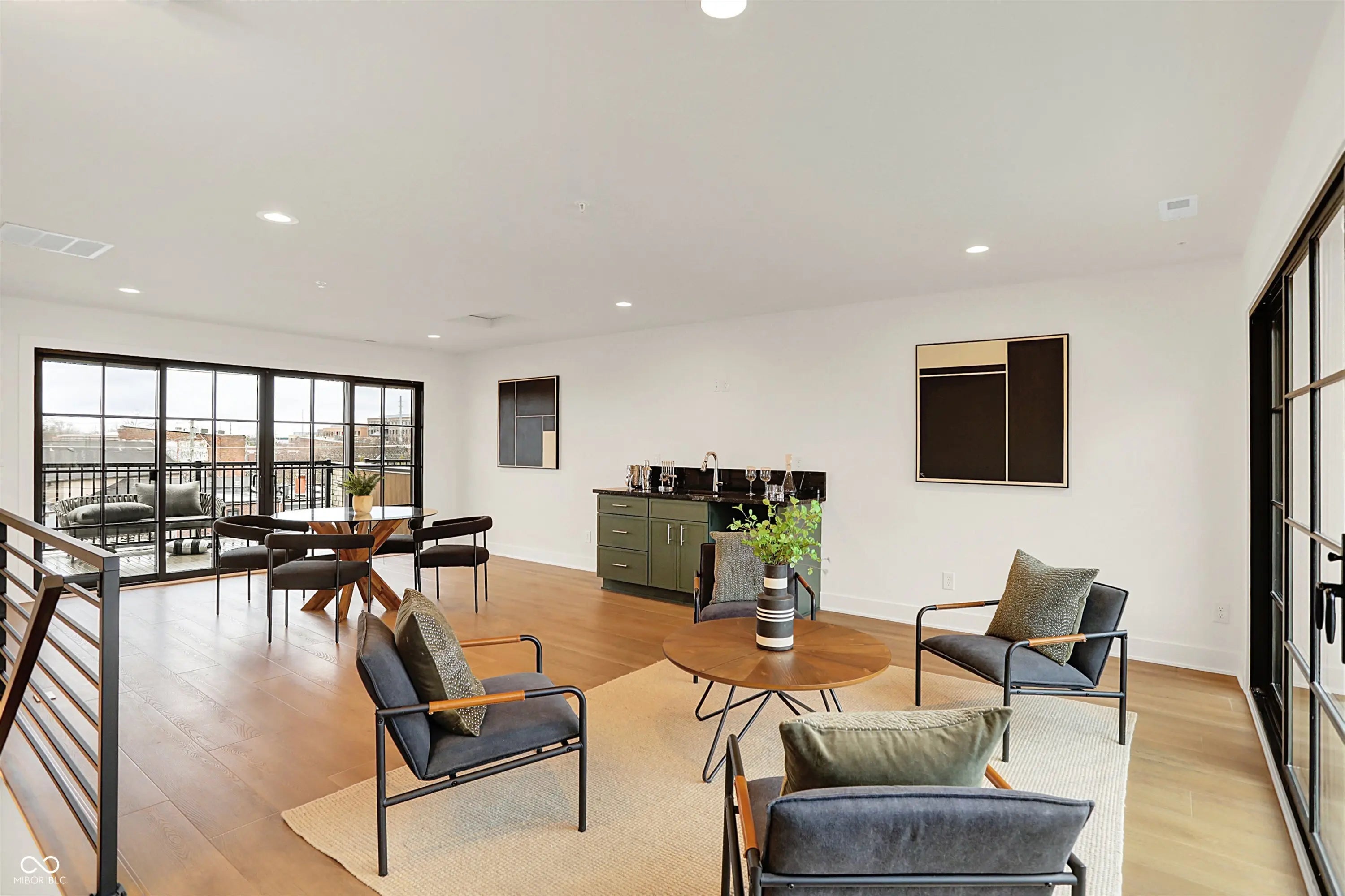 529 E North Street MLS 22054055 Liberty Place At Lockerbie Square photo 9