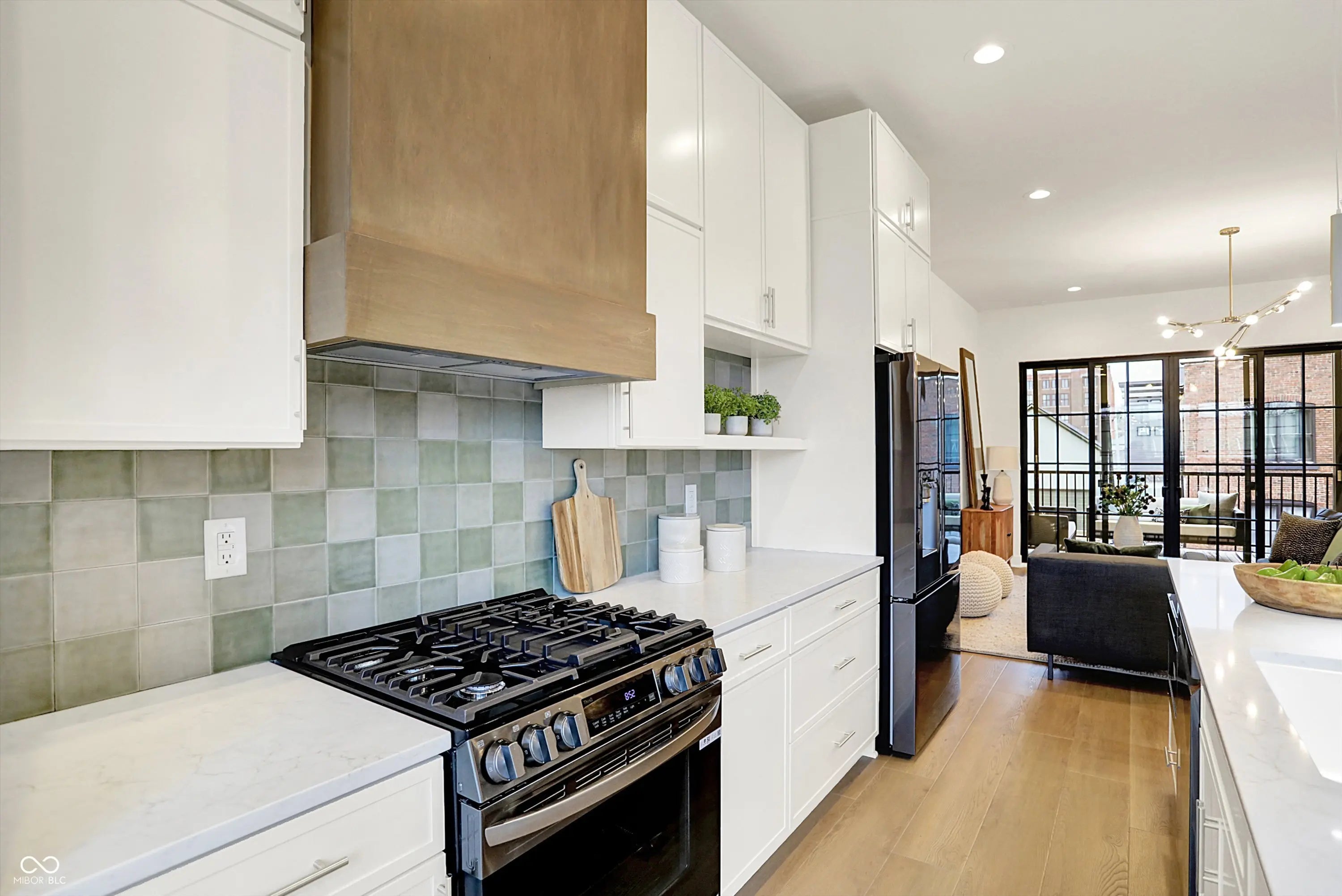 529 E North Street MLS 22054055 Liberty Place At Lockerbie Square photo 18