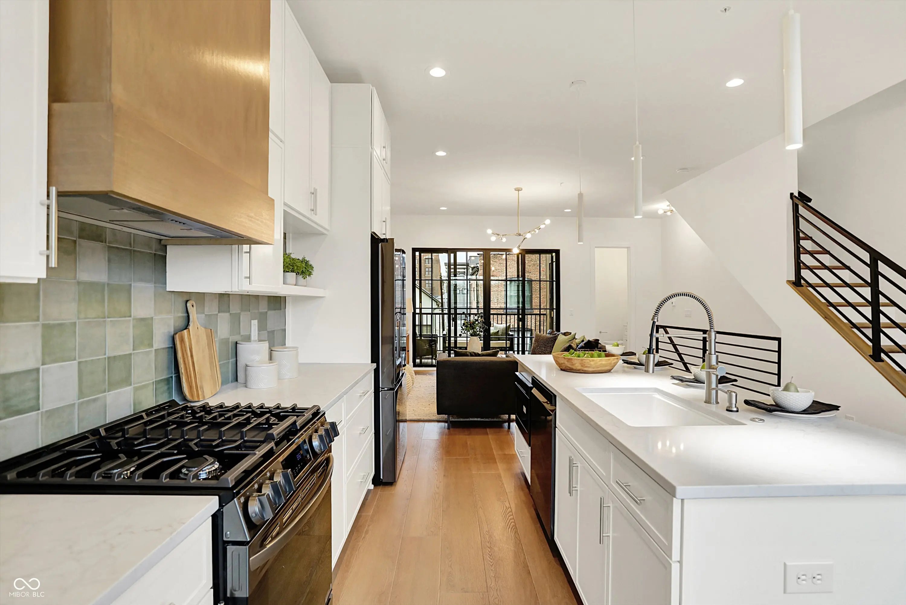 529 E North Street MLS 22054055 Liberty Place At Lockerbie Square photo 19