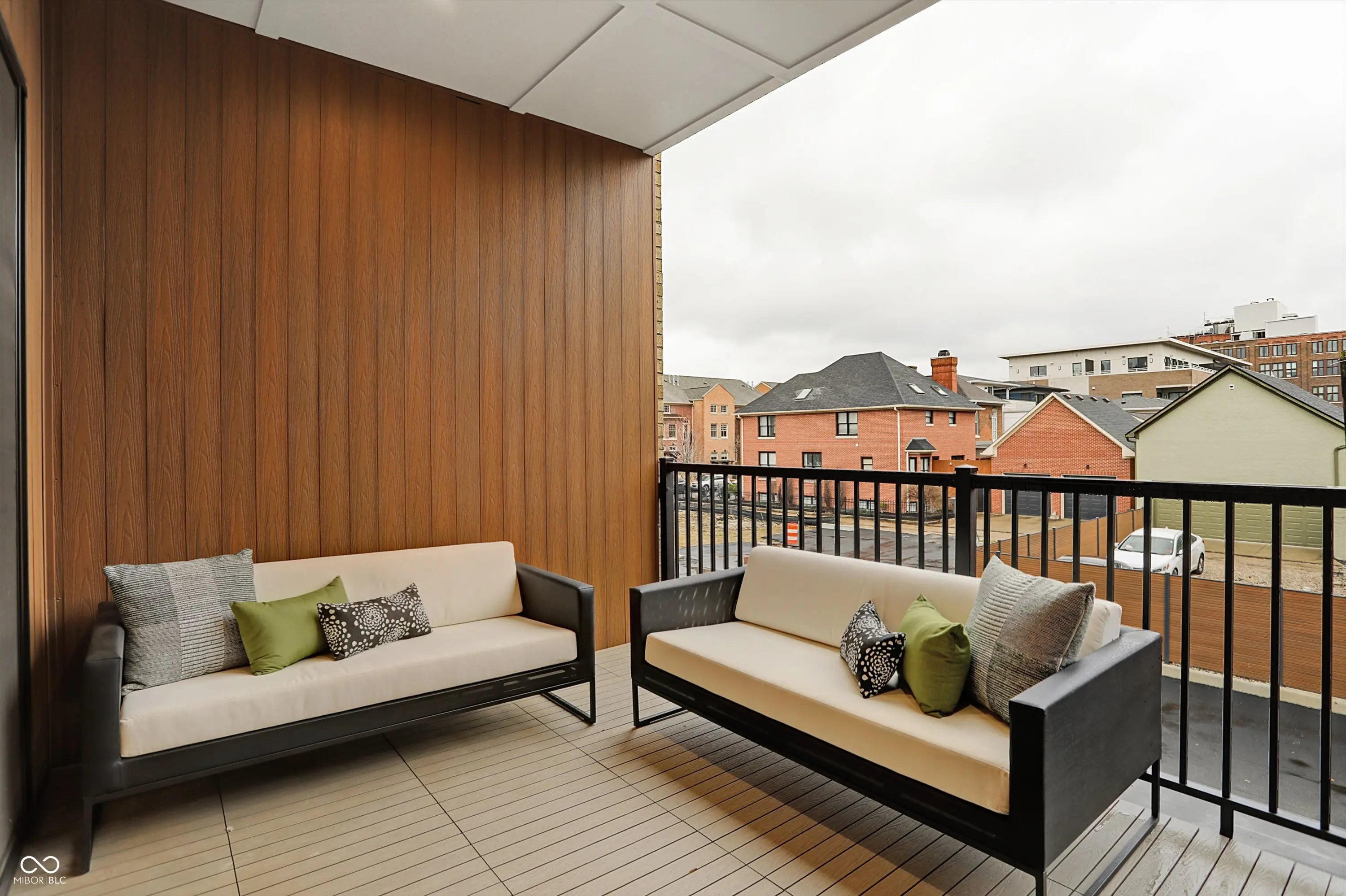 529 E North Street MLS 22054055 Liberty Place At Lockerbie Square photo 21