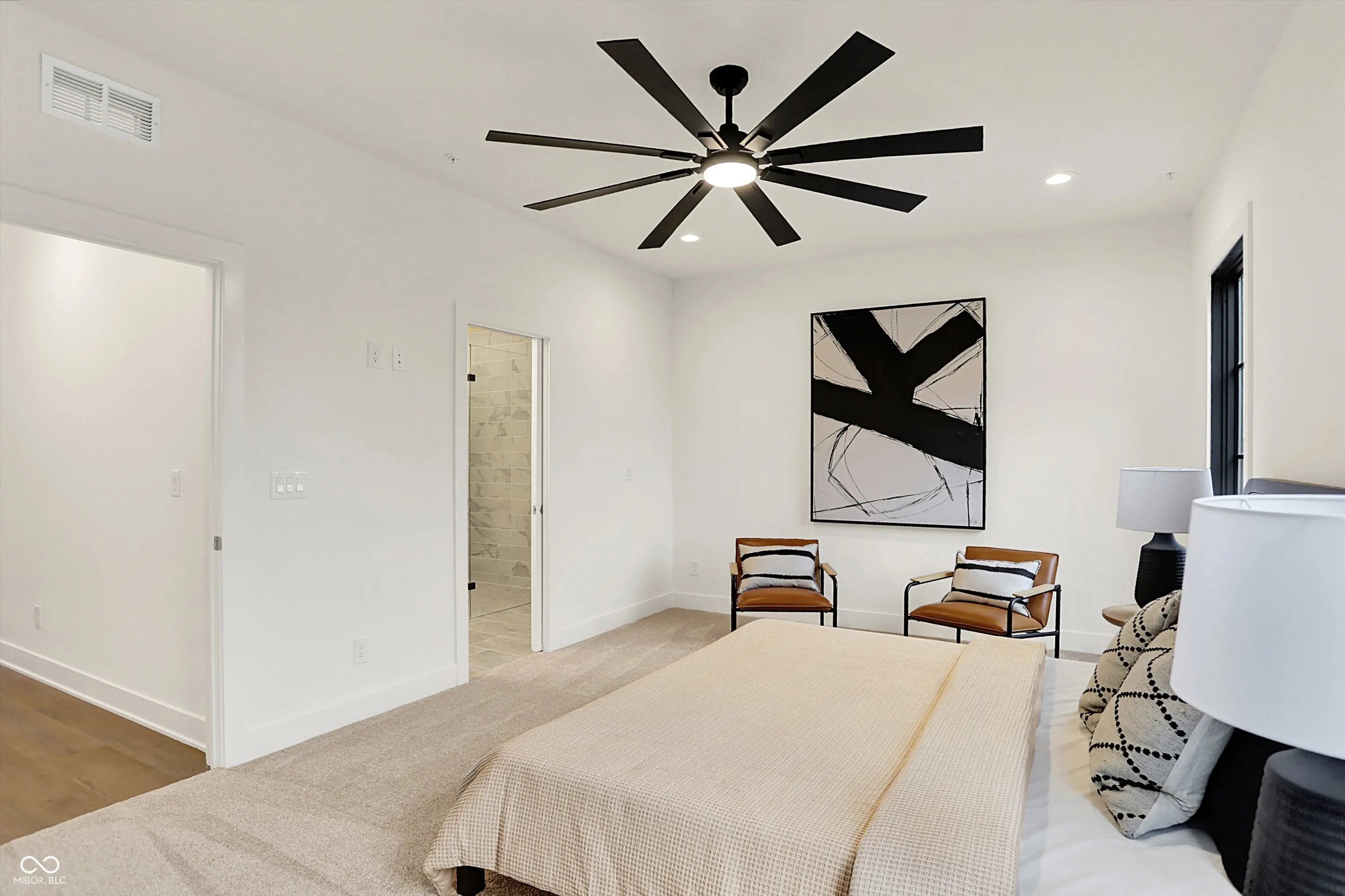 529 E North Street MLS 22054055 Liberty Place At Lockerbie Square photo 23