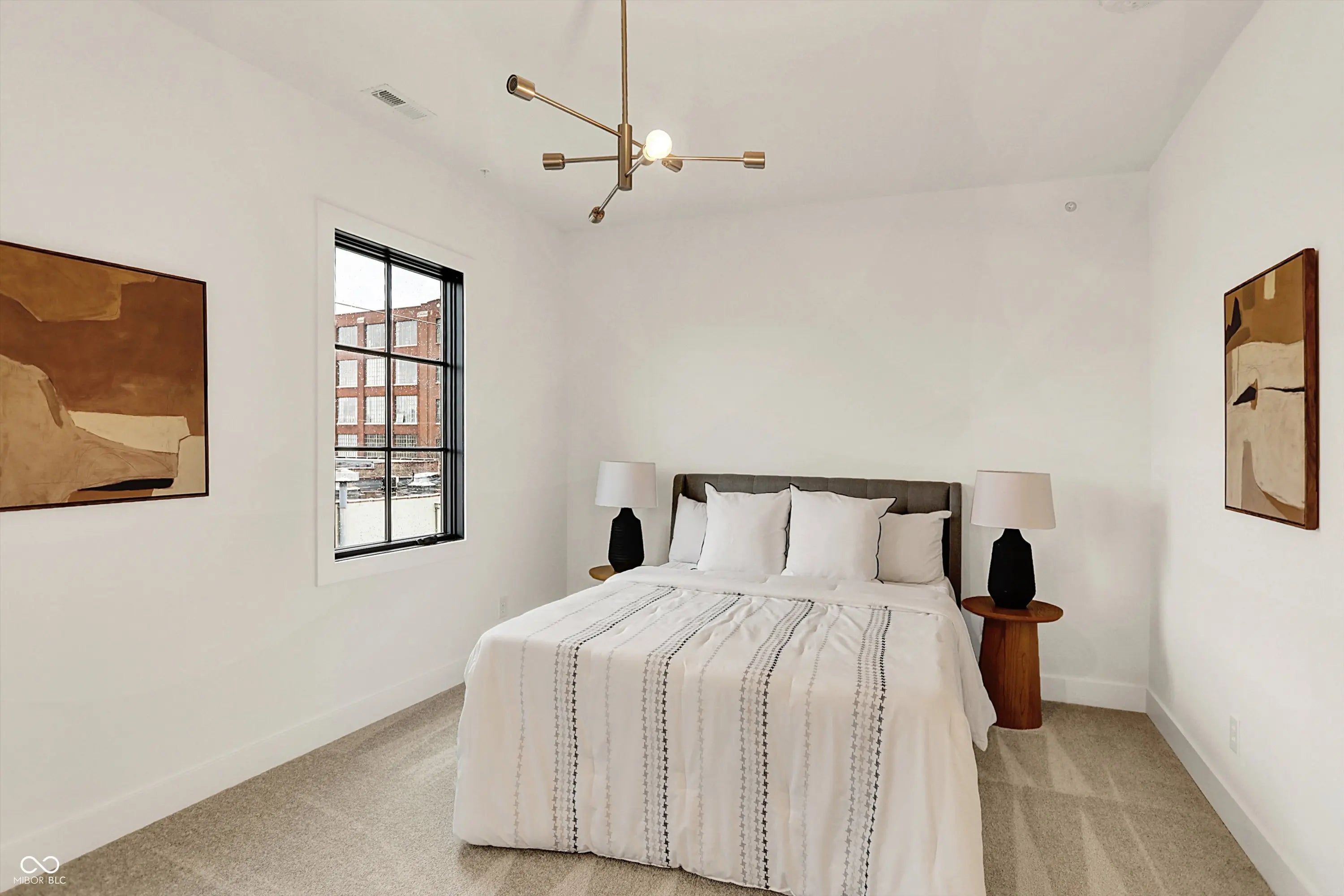 529 E North Street MLS 22054055 Liberty Place At Lockerbie Square photo 29