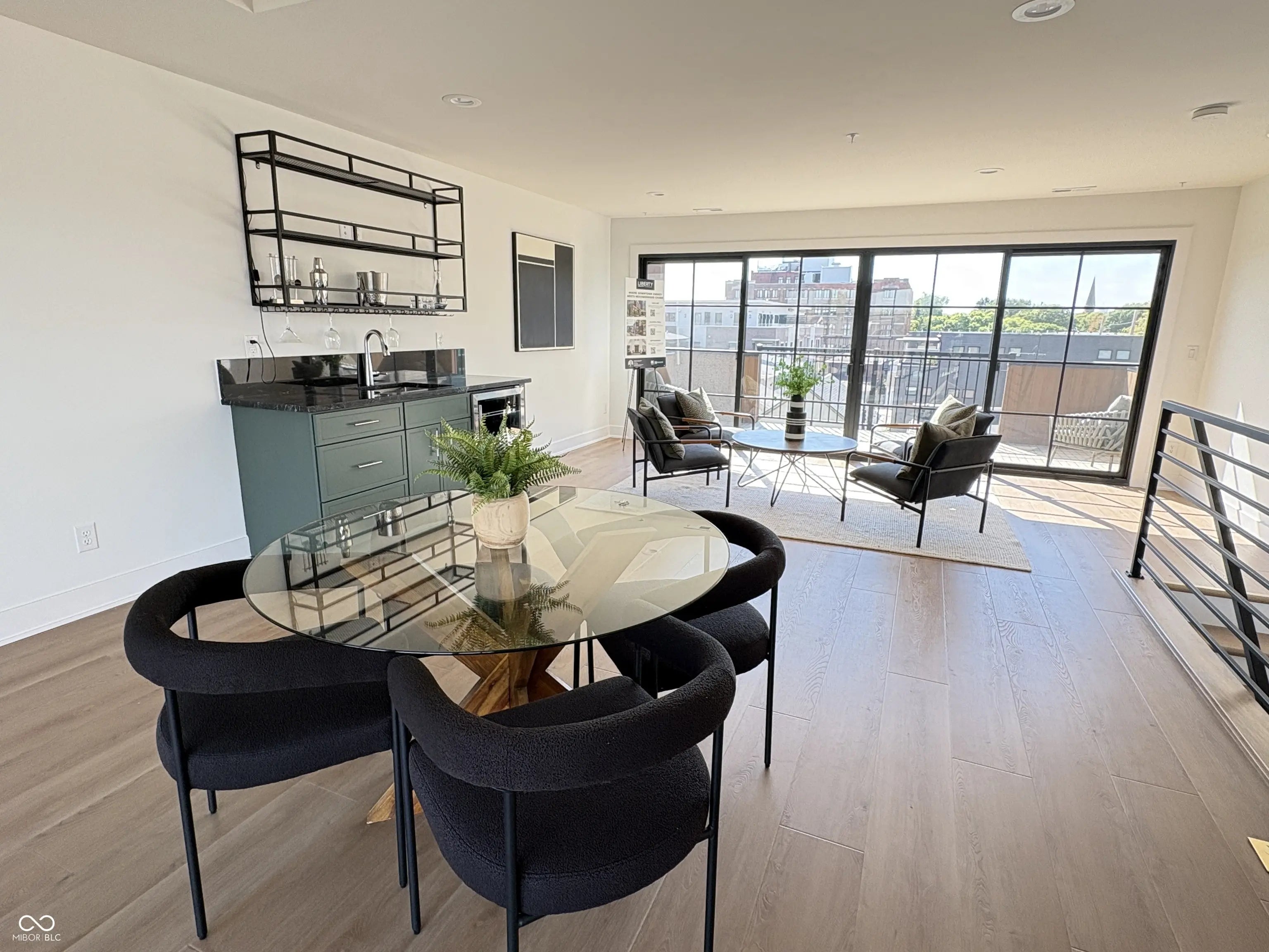 529 E North Street MLS 22054055 Liberty Place At Lockerbie Square photo 34