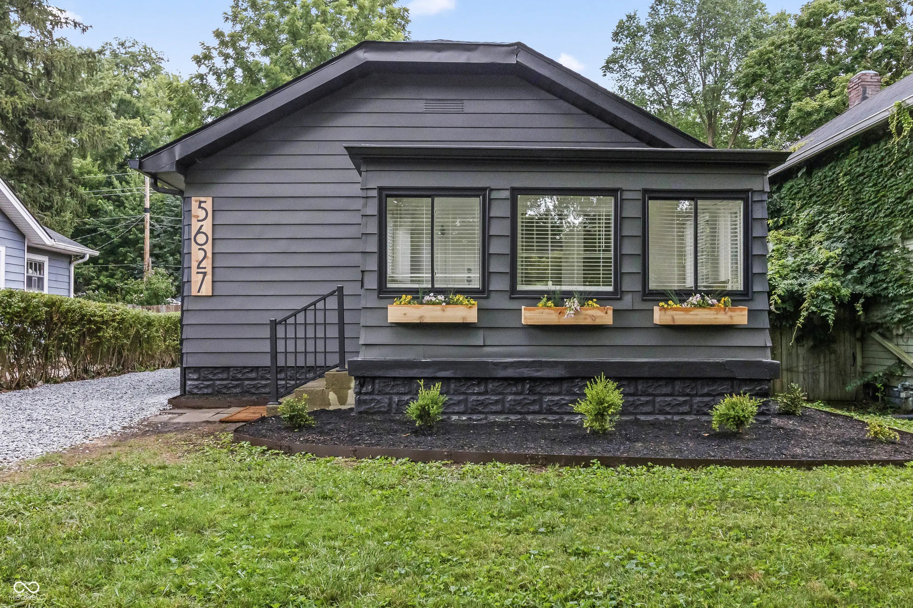 5627 Winthrop Avenue, Indianapolis