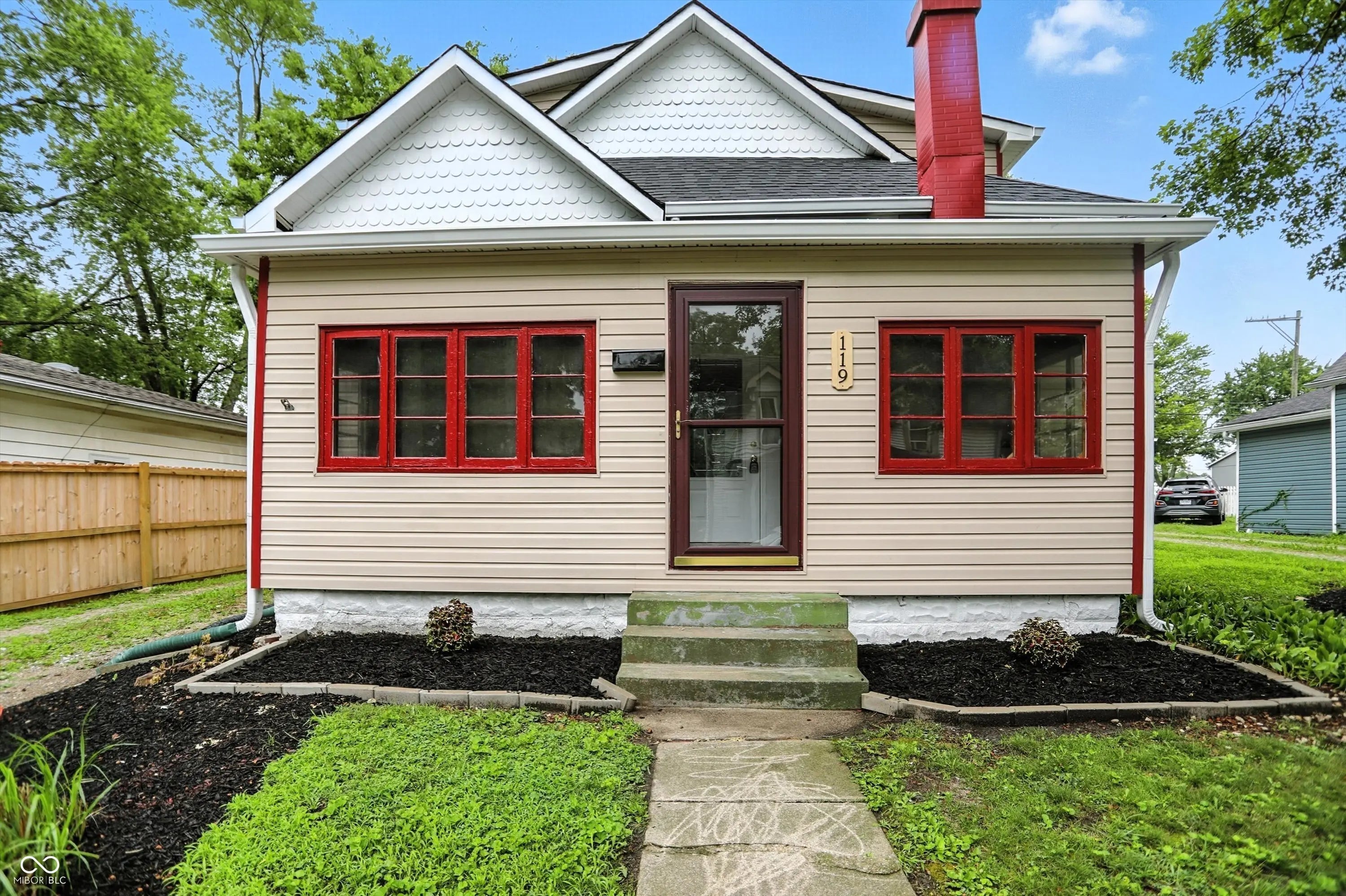 119 N Brewer Street, Greenwood