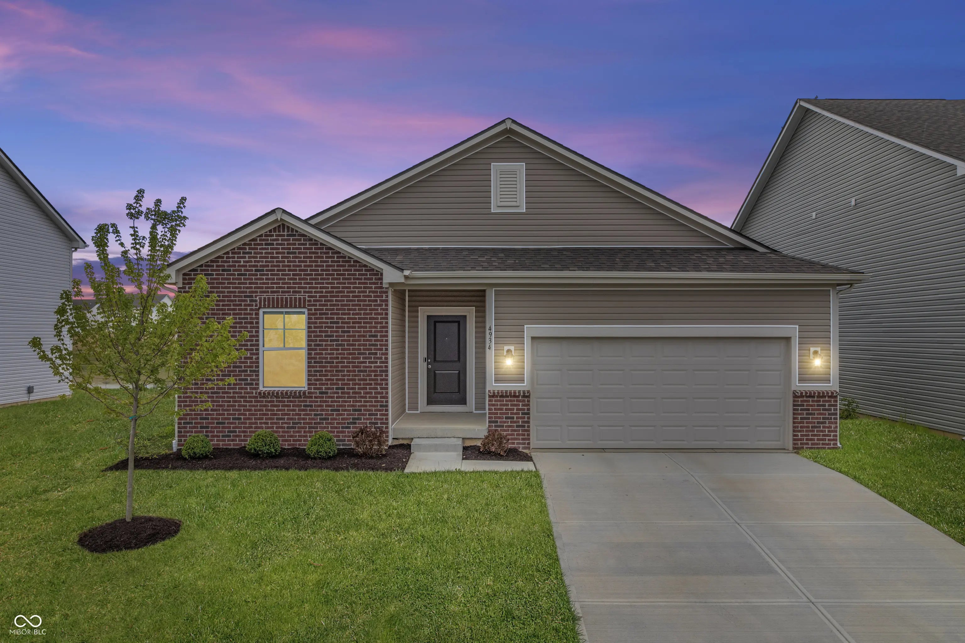 4934 Amber Wood Drive, Indianapolis
