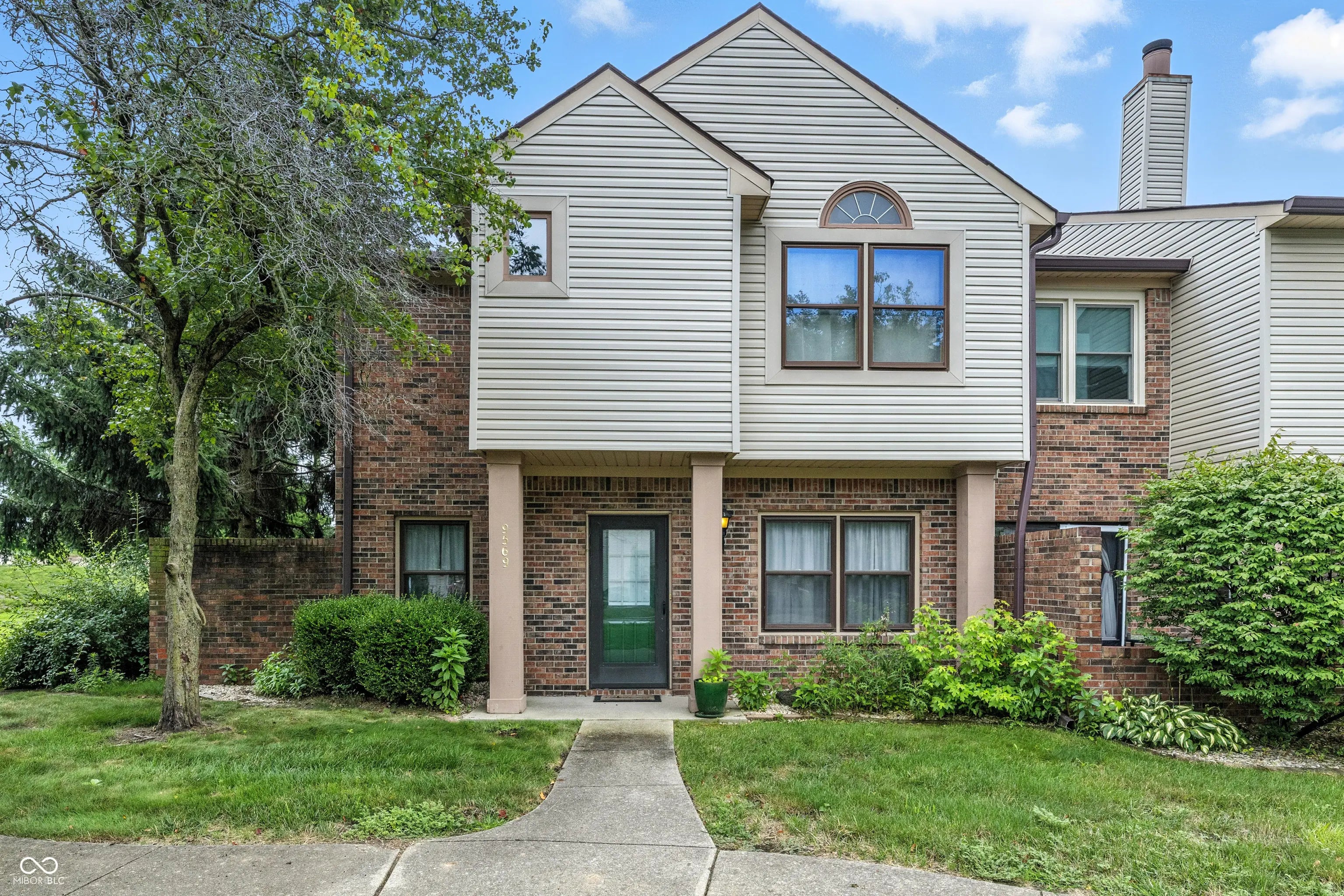 9569 Maple Way, Indianapolis