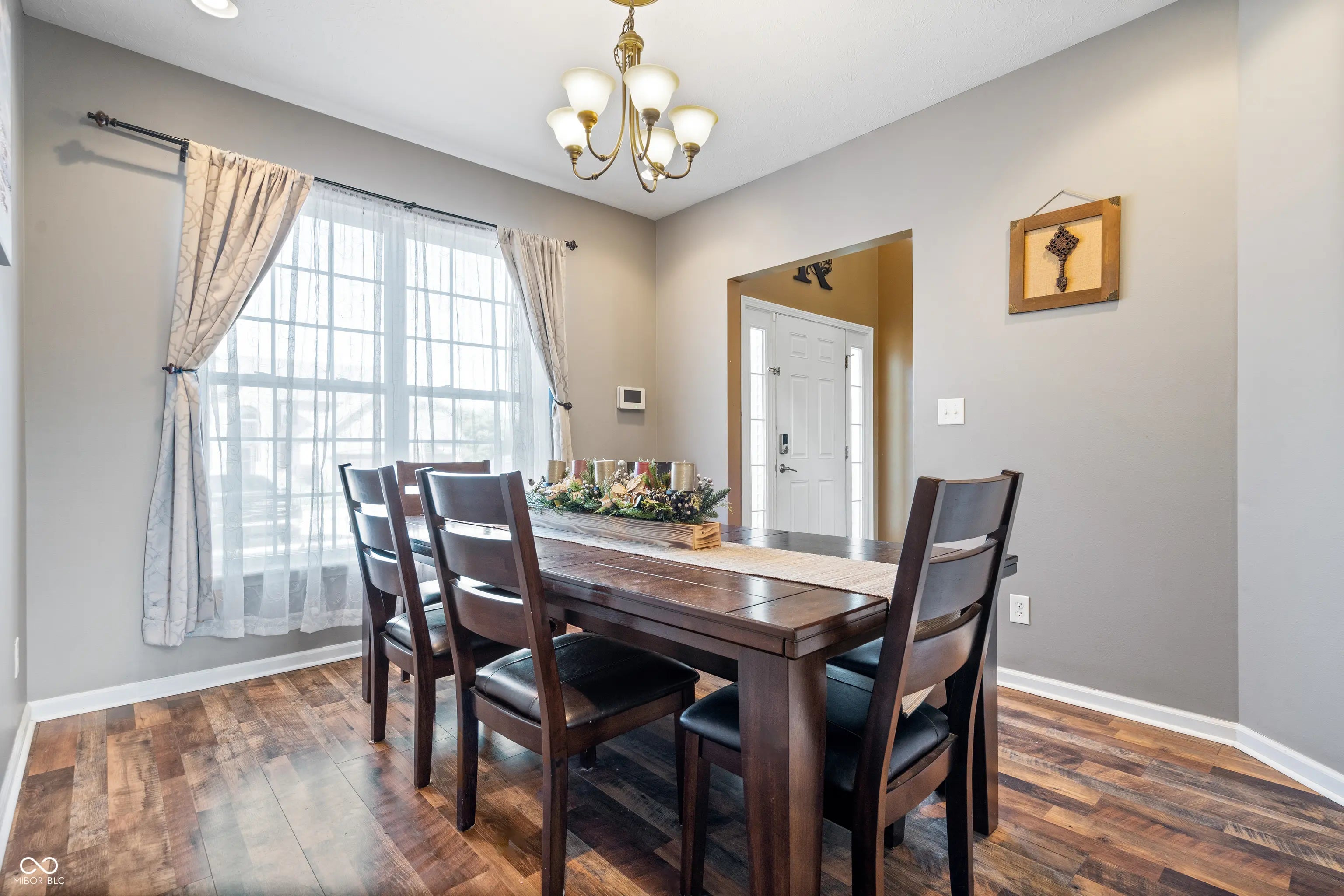 2131 Foxglove Drive MLS 22054366 Arailia photo 12