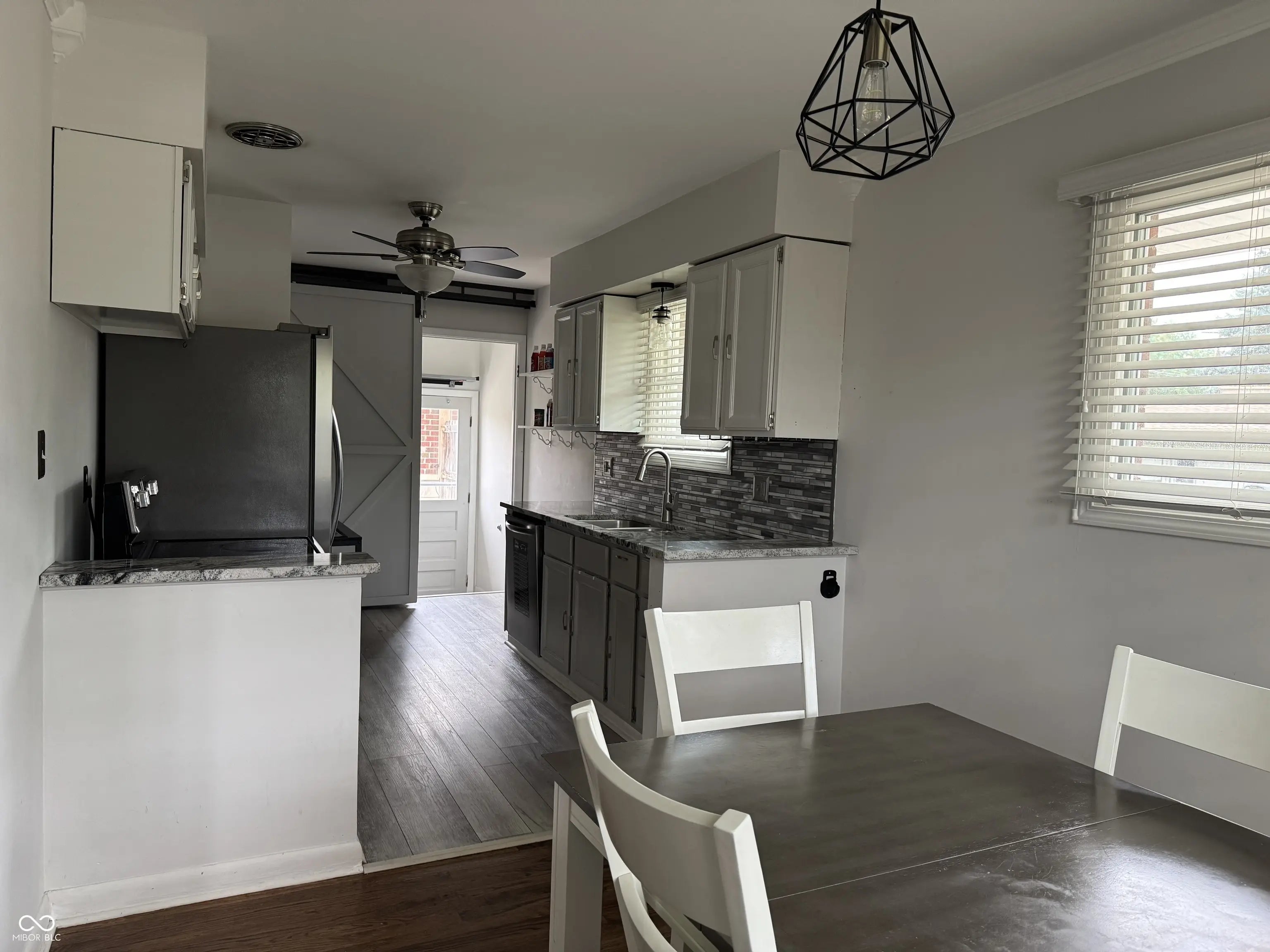 602 Memorial Drive MLS 22054393 South Grove photo 30