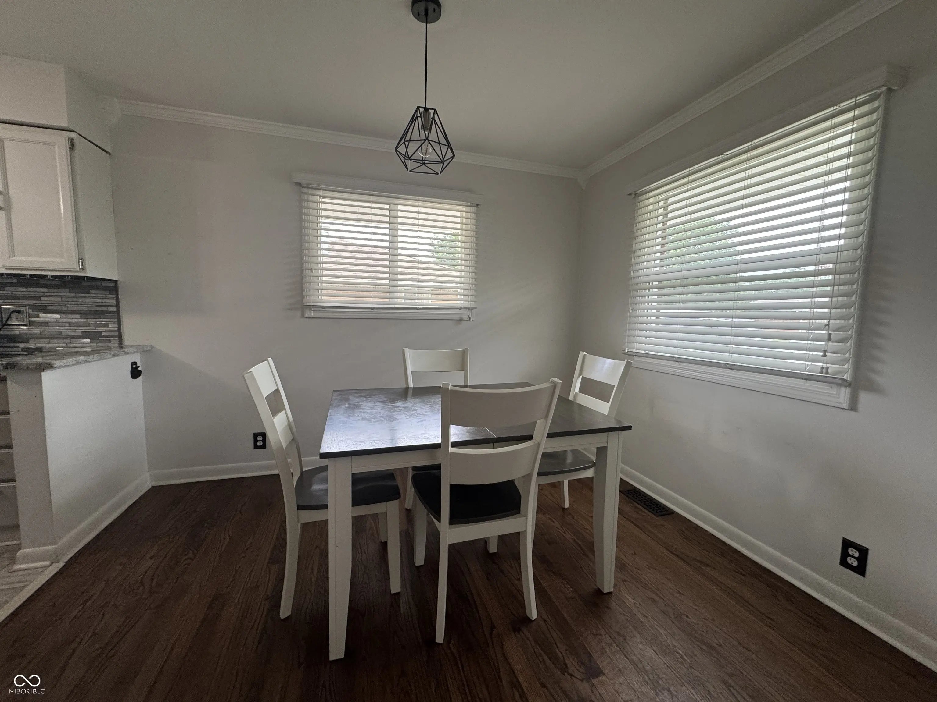 602 Memorial Drive MLS 22054393 South Grove photo 31