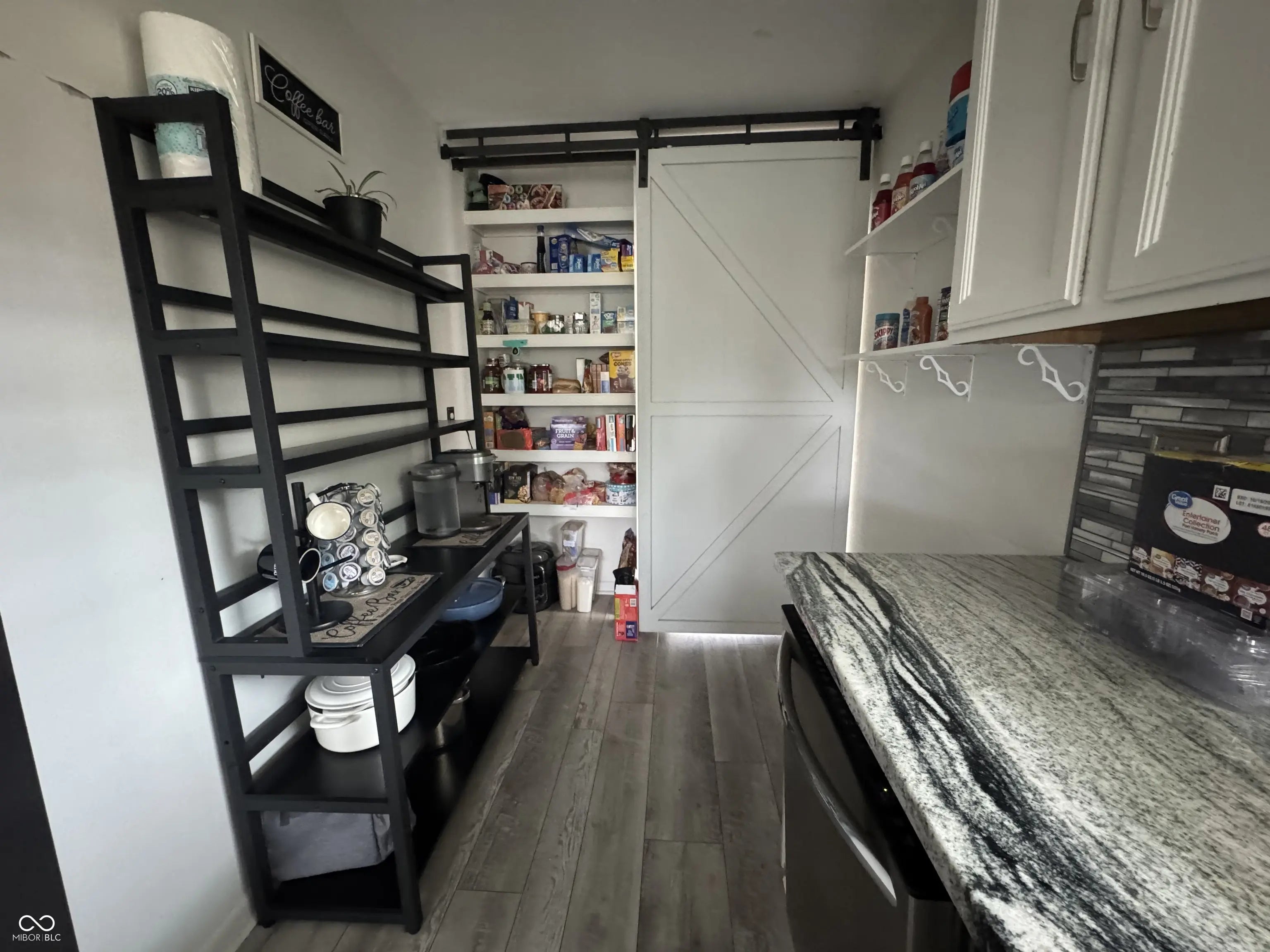 602 Memorial Drive MLS 22054393 South Grove photo 9