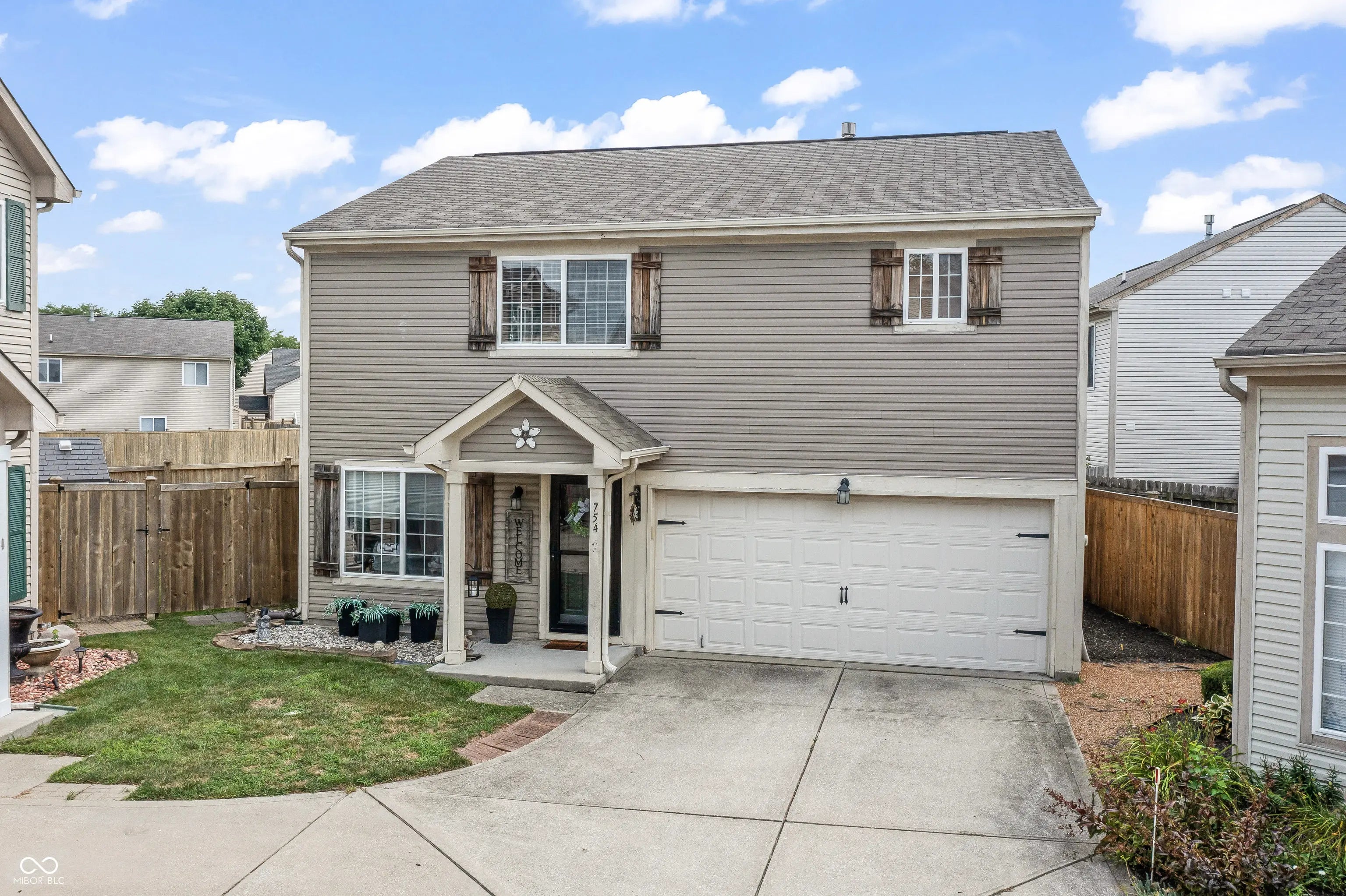 Photo of 754 Pine Lake Drive Greenwood, IN 46143