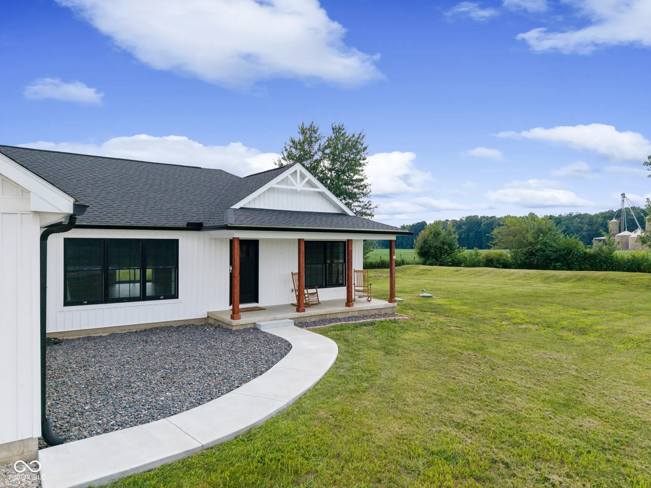 12969 E County Road 900 N MLS 22054411 Jackson photo 3