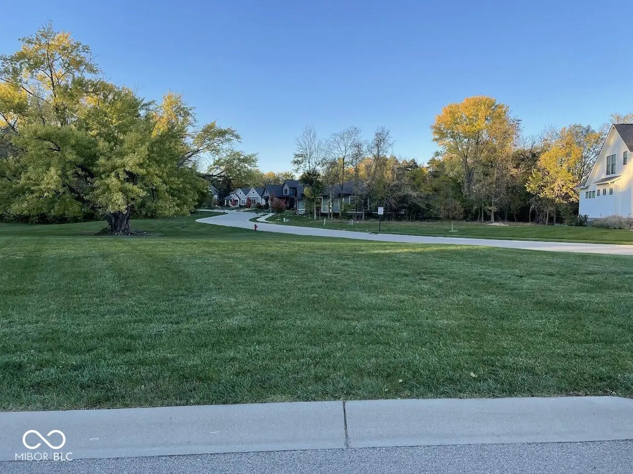 Photo of 15276 Maple Ridge Drive Carmel, IN 46033