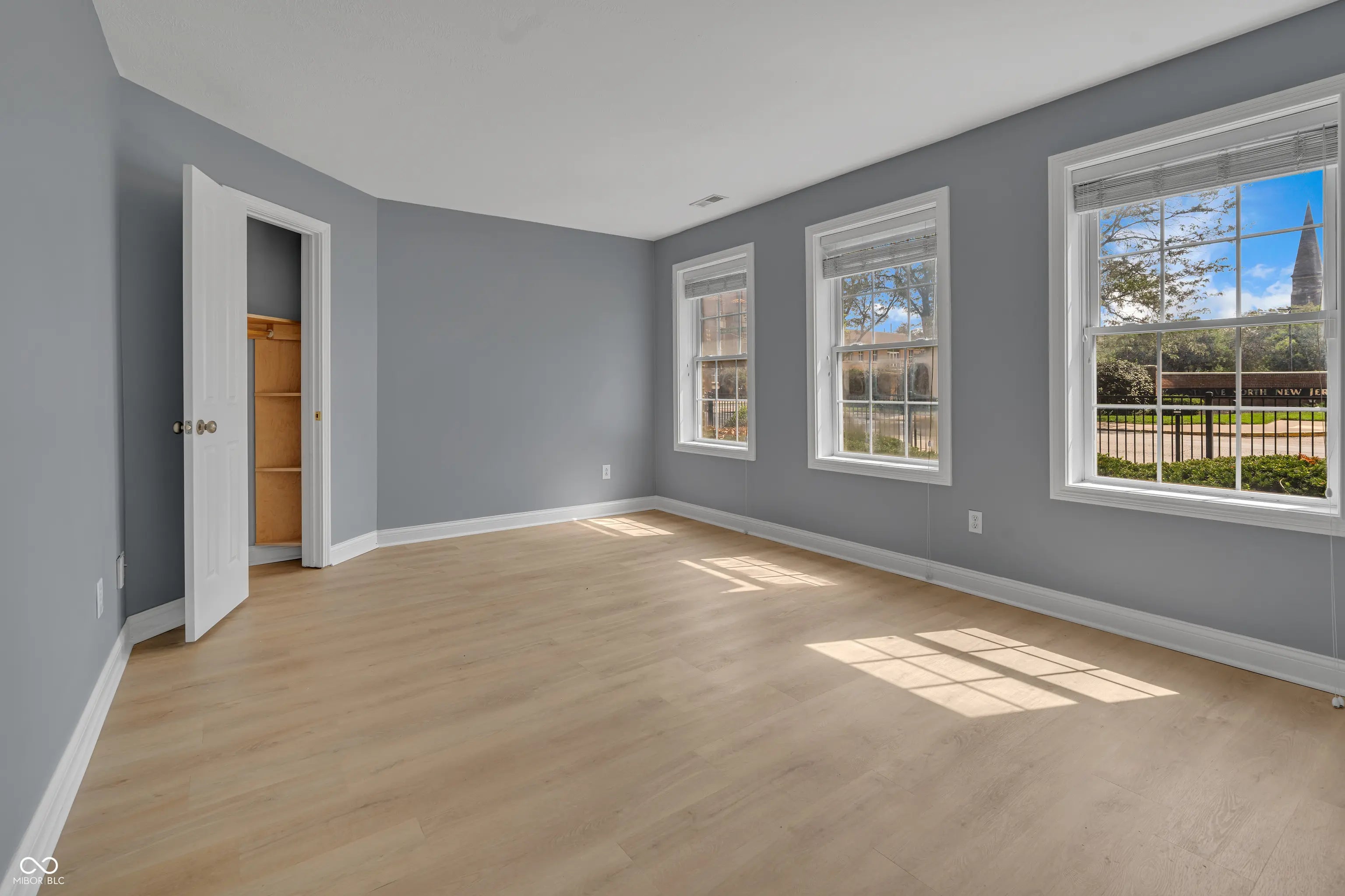 252 N New Jersey Street MLS 22054413 Firehouse Square photo 11