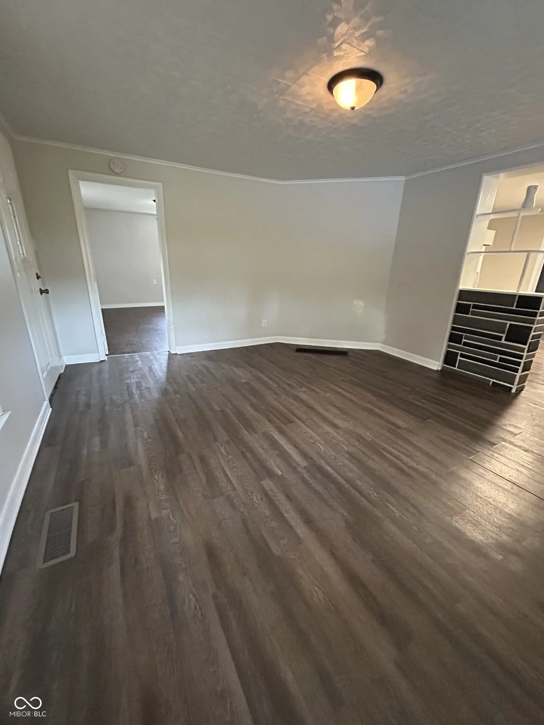 8201 N Baldwin Street, Brazil