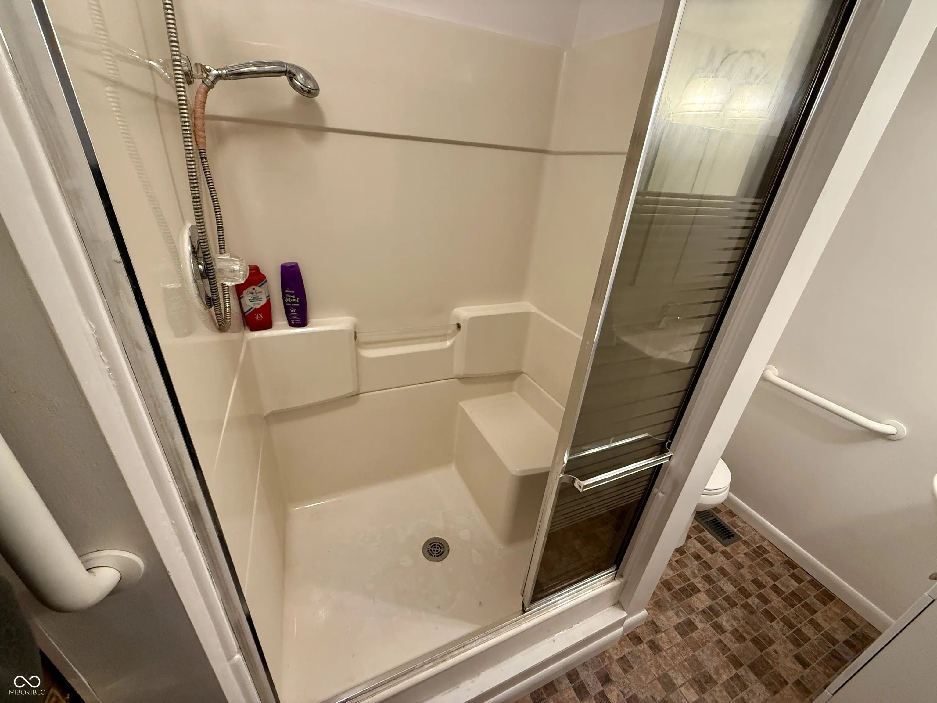 8115 E 13th Street MLS 22054462 Tempo photo 3