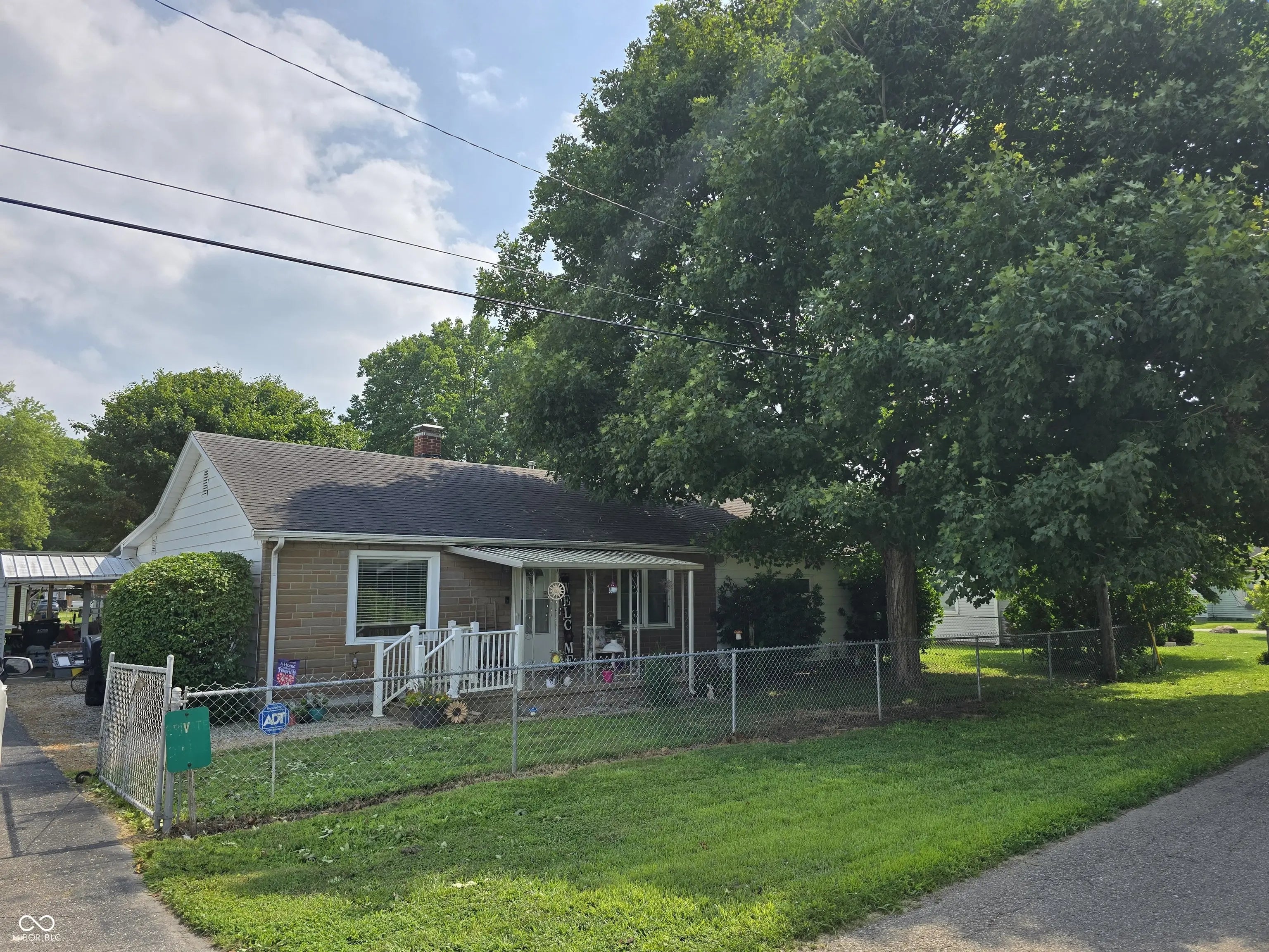 1121 W Washington Avenue, Shelbyville