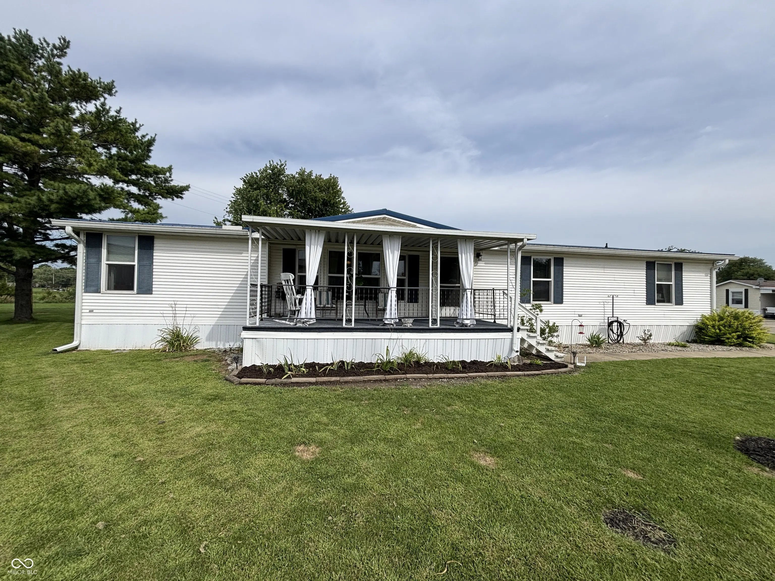 Photo of 421 Enchanted Drive Anderson, IN 46013