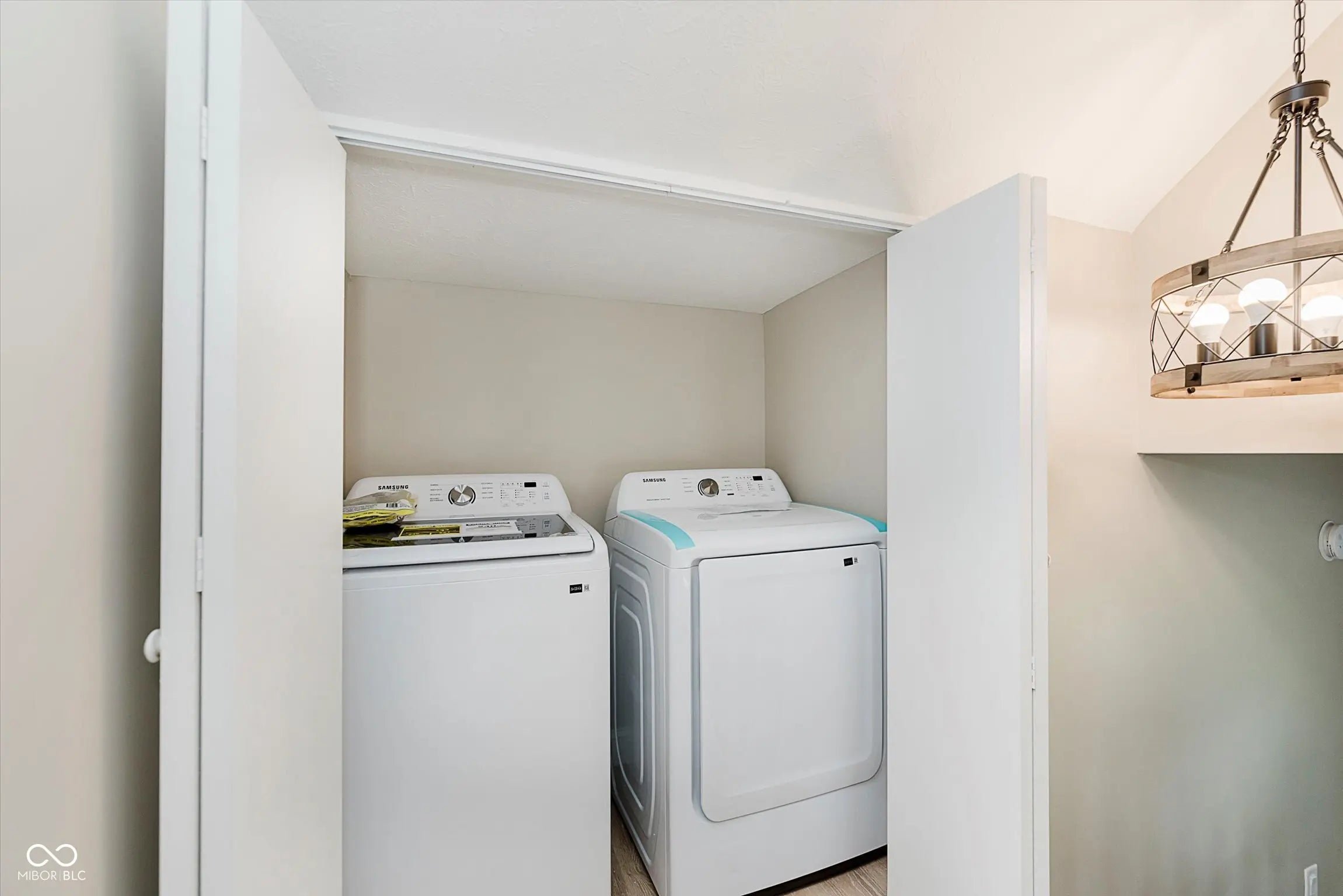 902 Rossville Avenue MLS 22054691 No Subdivision photo 16