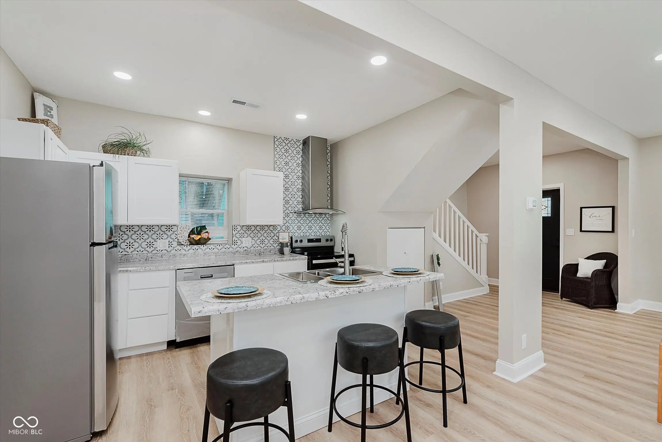 902 Rossville Avenue MLS 22054691 No Subdivision photo 7