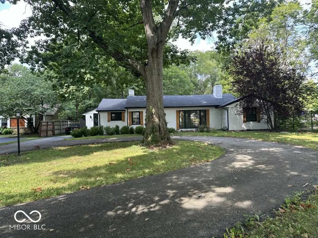 Photo of 8500 N Meridian Street Indianapolis, IN 46260