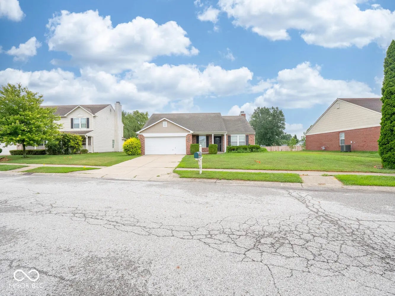 4921 S Fields Boulevard S, Indianapolis