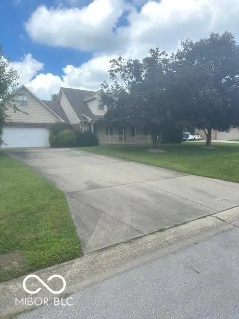 1796 Windmill Drive, Avon