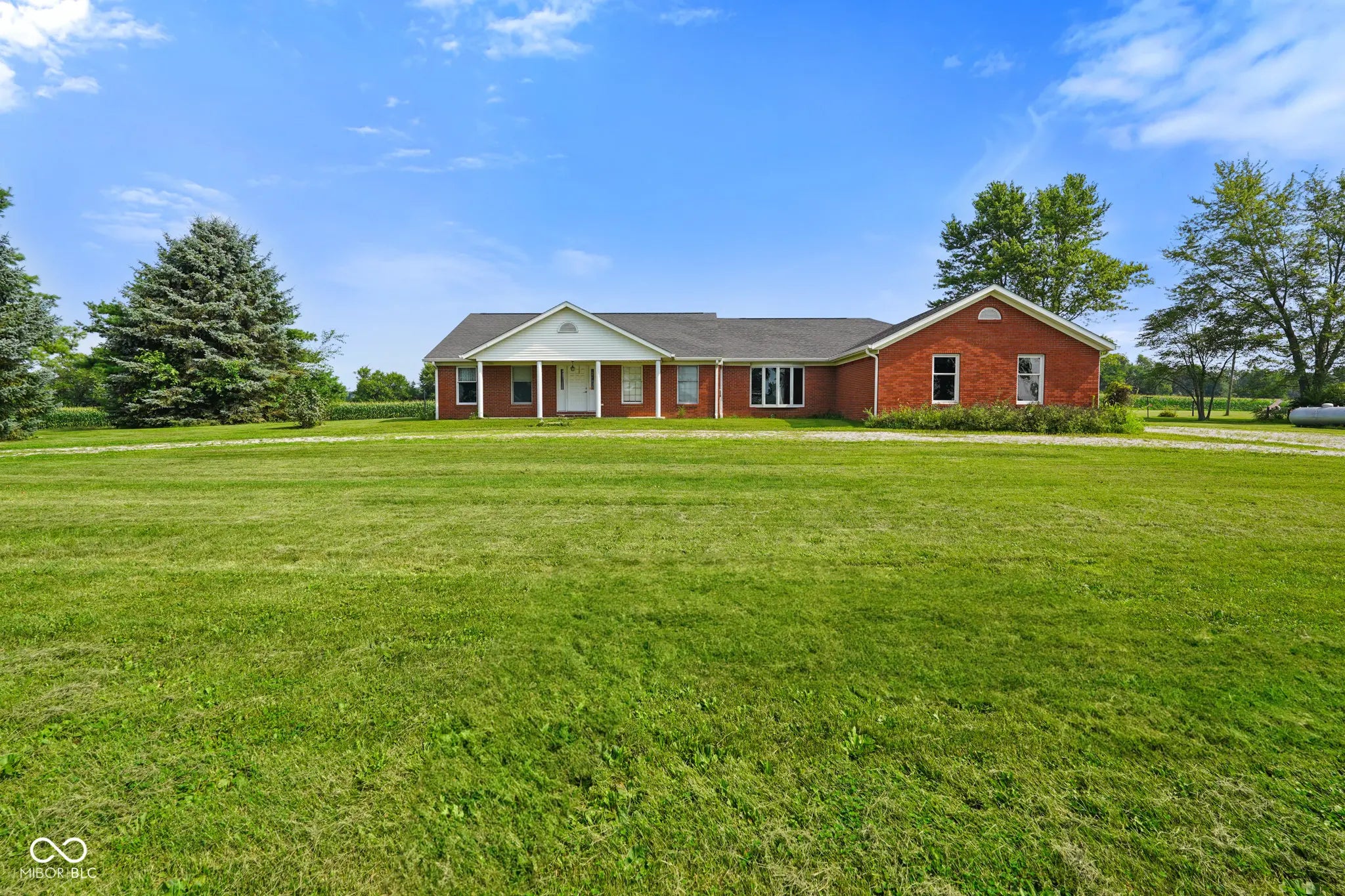 Photo of 10340 W County Road 1000 N Stilesville, IN 46180