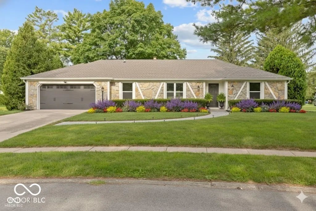 Photo of 11830 N Gray Road N Carmel, IN 46033