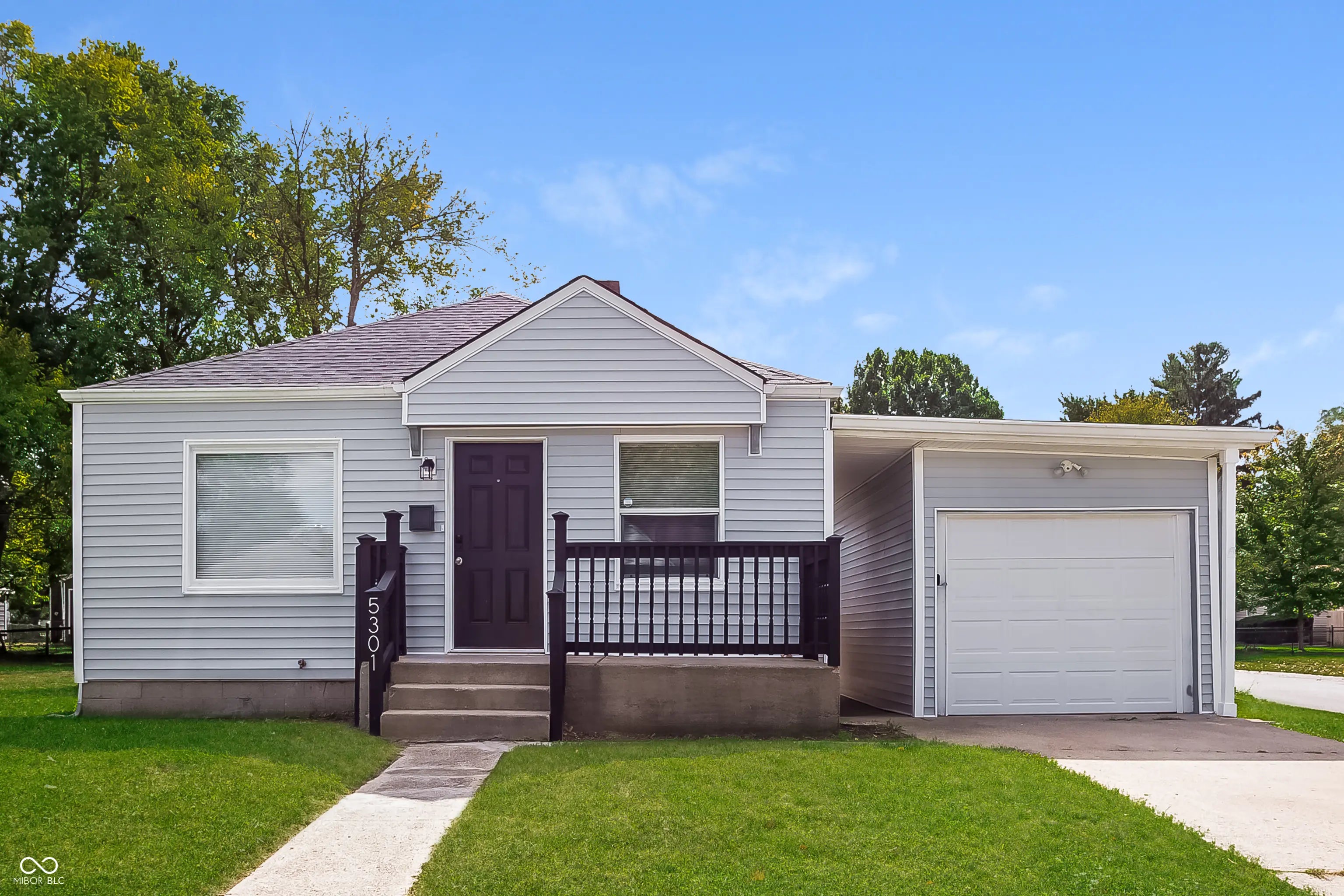 5301 E 19th Place, Indianapolis