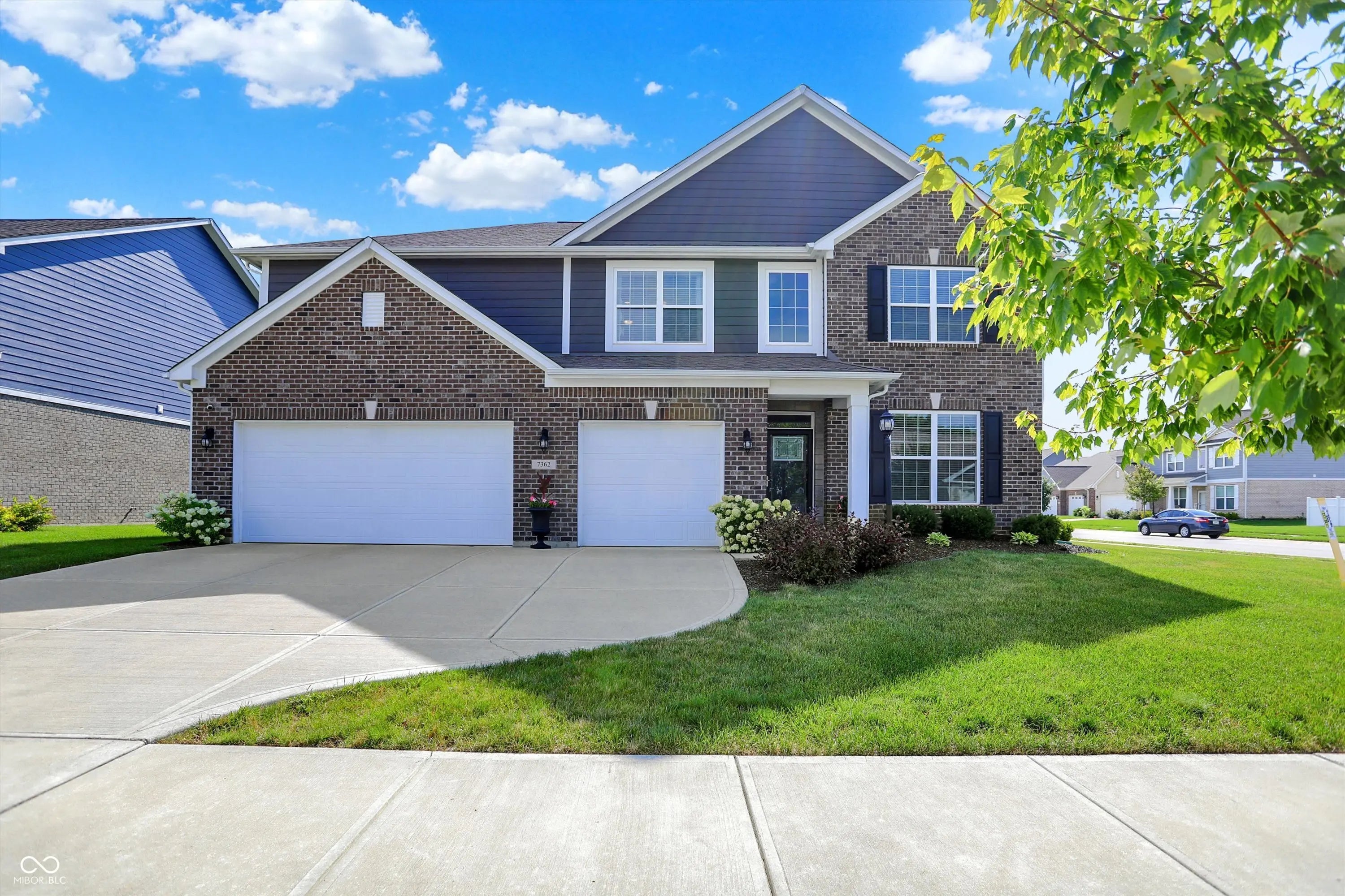 7362 Farlin Drive, Whitestown