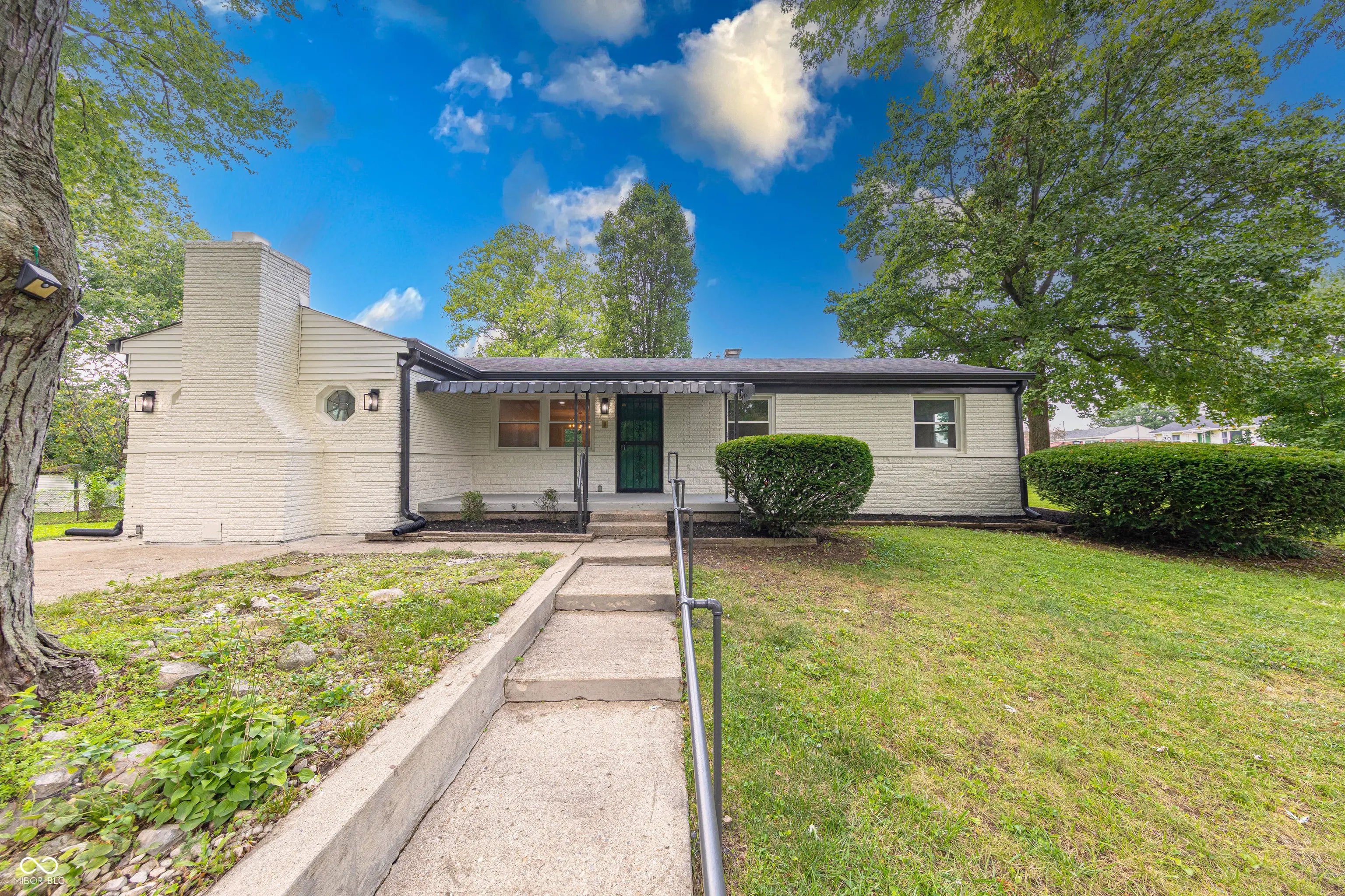 Photo of 2602 S Oxford Street Indianapolis, IN 46203