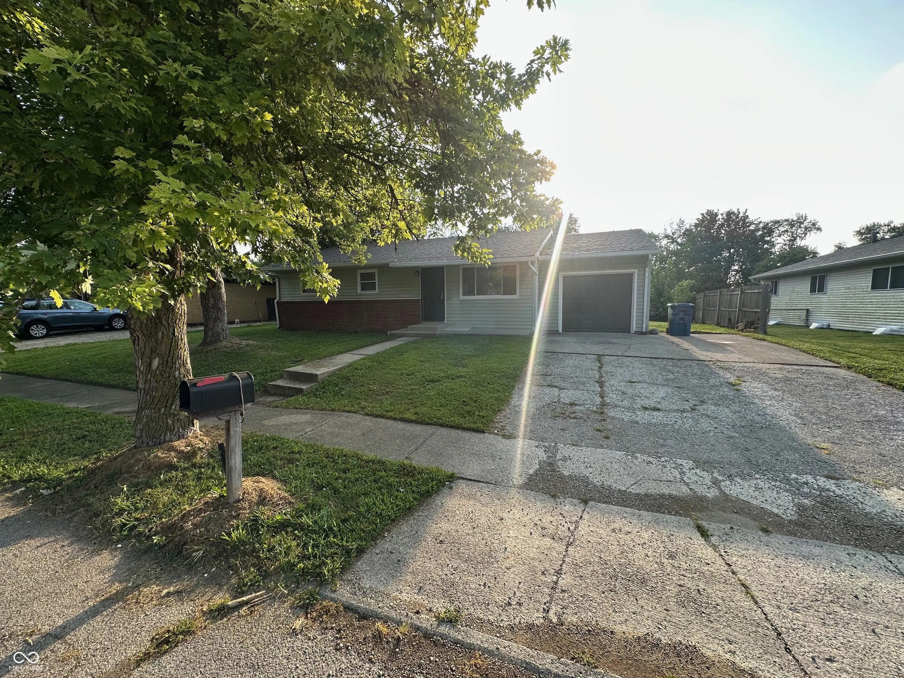 321 Lindley Avenue, Indianapolis