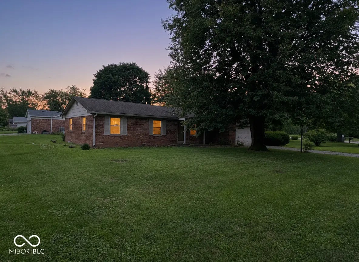 2823 S Irwin Street, Indianapolis