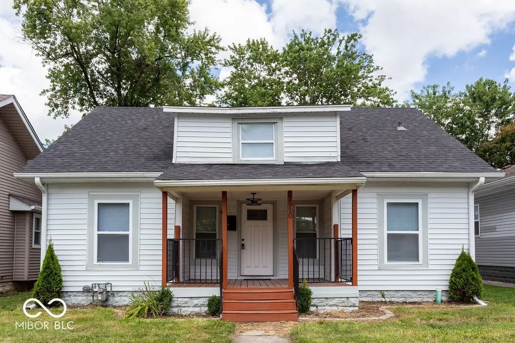 2910 Meredith Avenue, Indianapolis