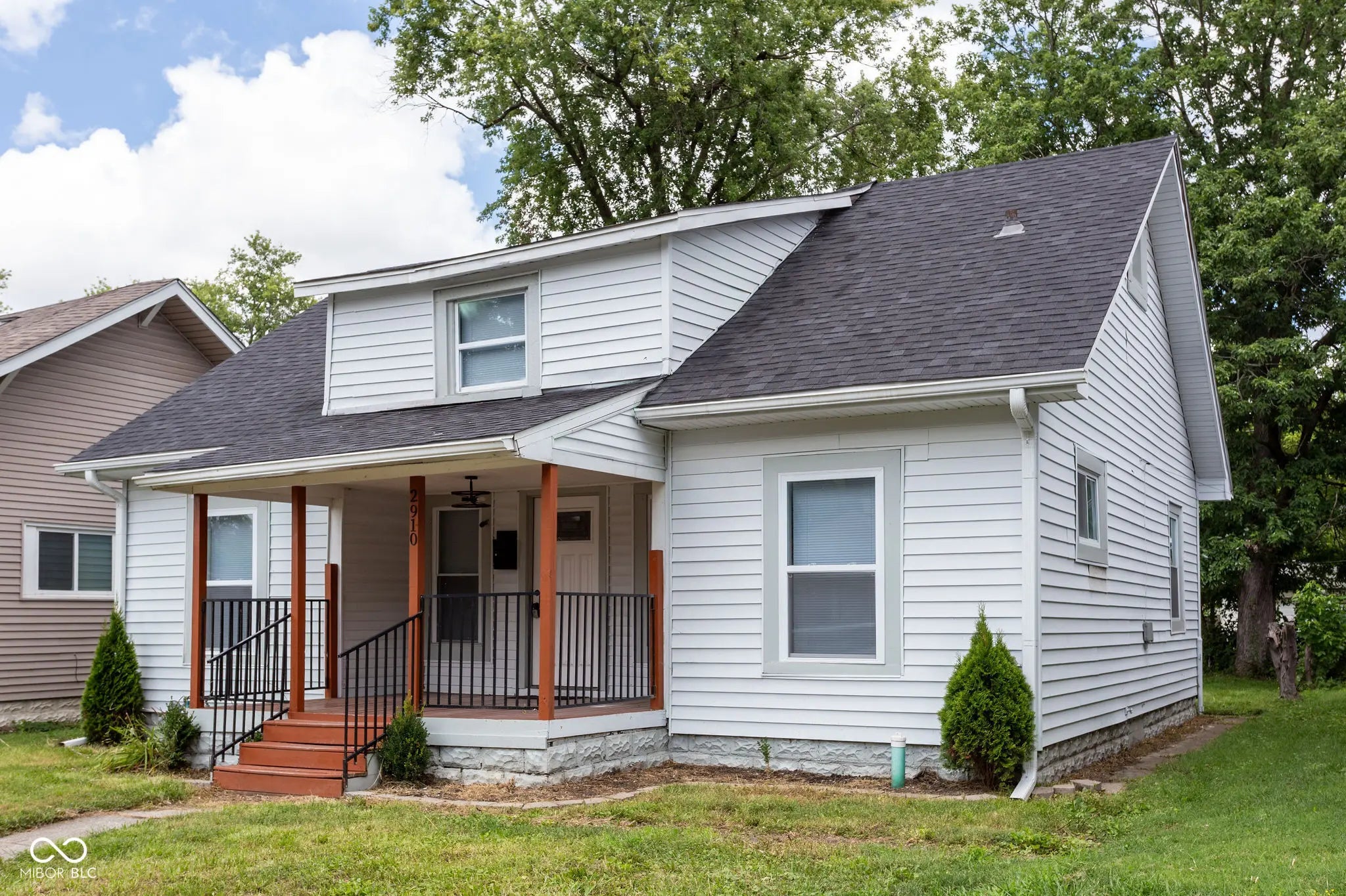 2910 Meredith Avenue, Indianapolis
