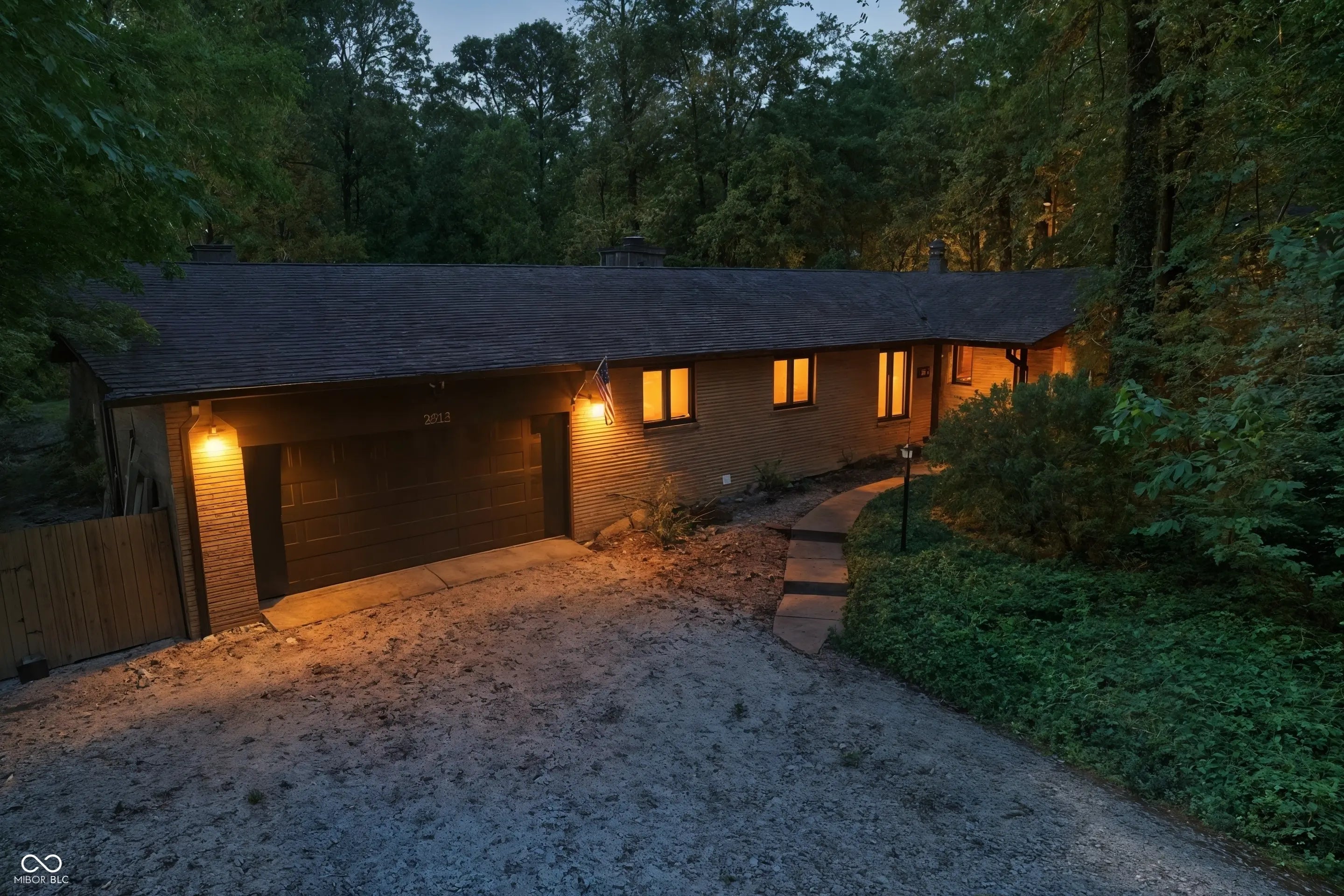 2919 S Post Road, Indianapolis