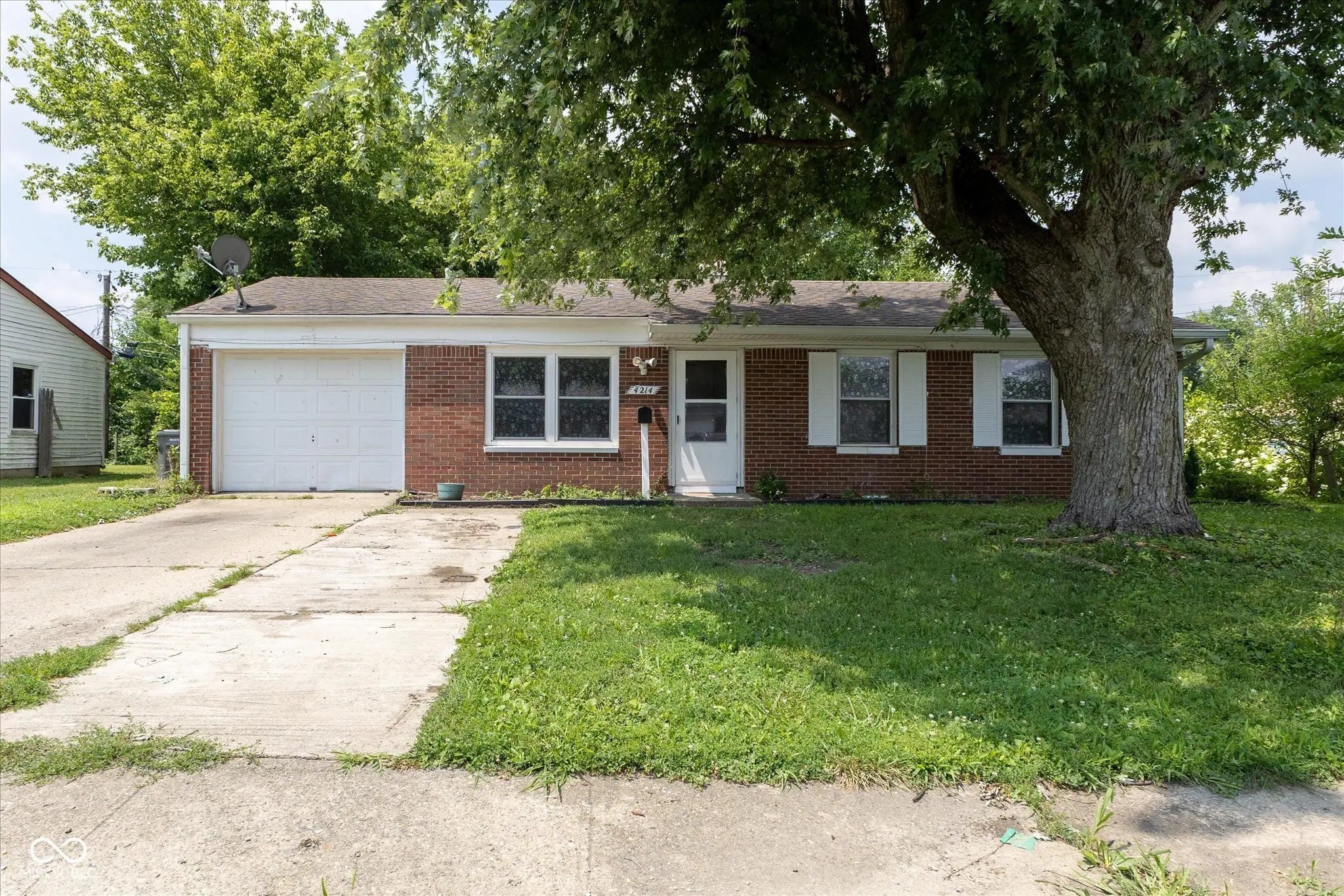 4214 N Edmondson Avenue, Indianapolis