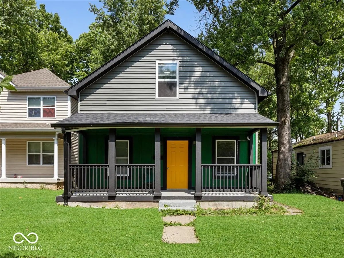 955 N Belleview Place, Indianapolis