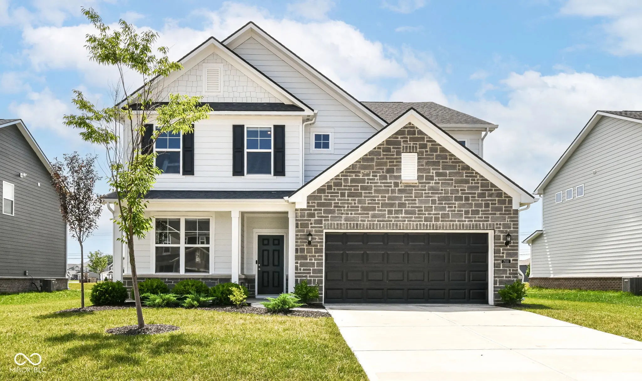 Photo of 7101 Oak Trace Lane Brownsburg, IN 46112