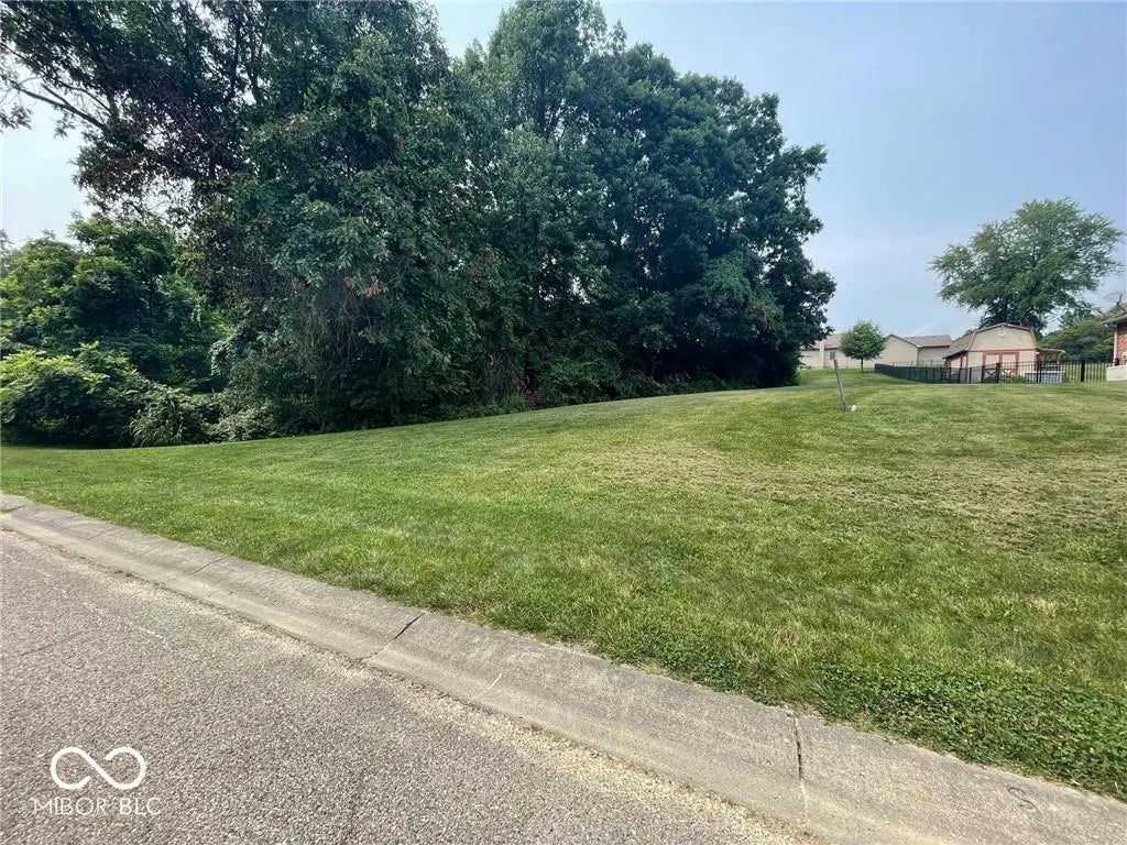 Photo of 766 E Timber Drive Martinsville, IN 46151