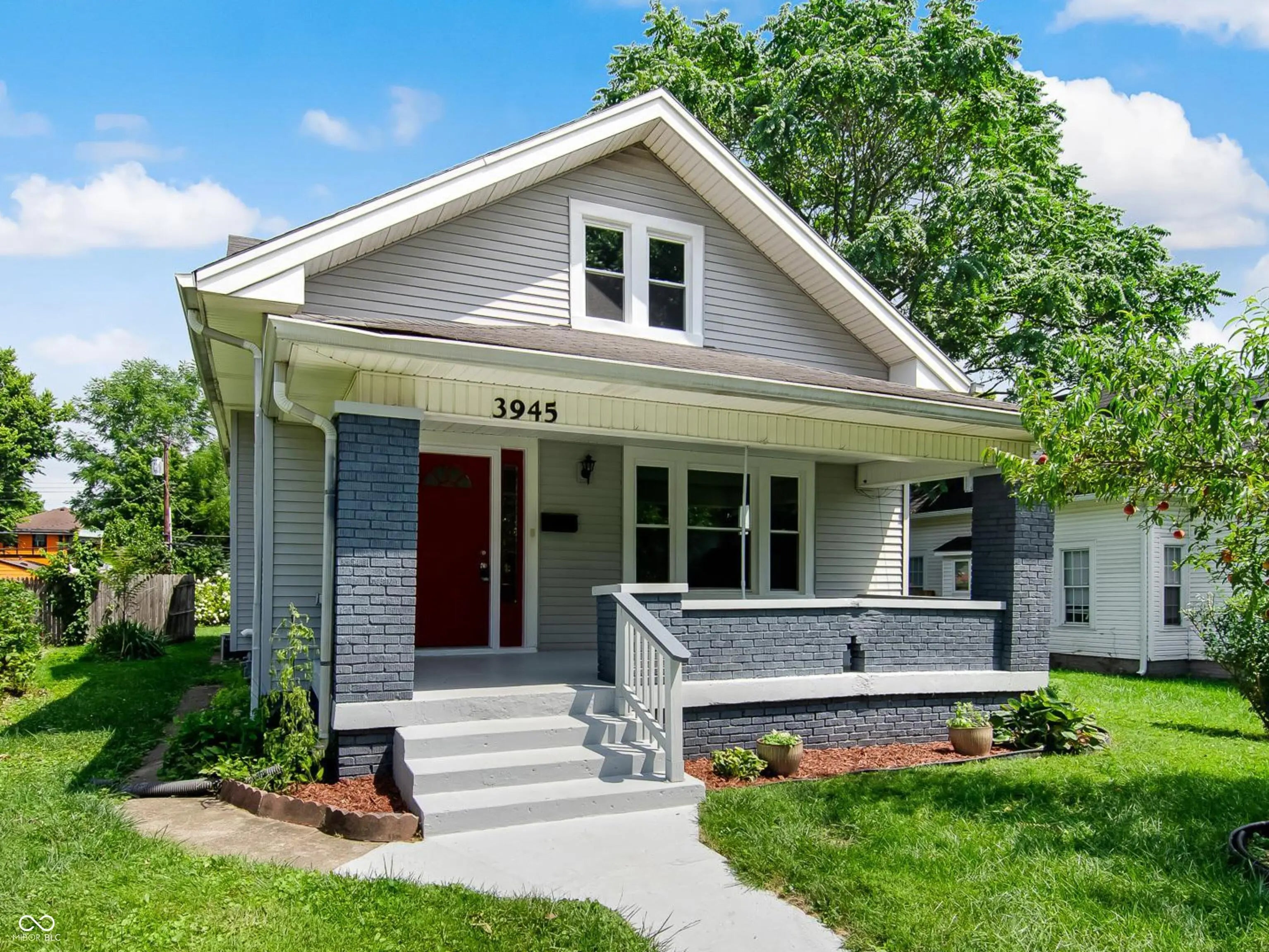 3945 N College Avenue, Indianapolis