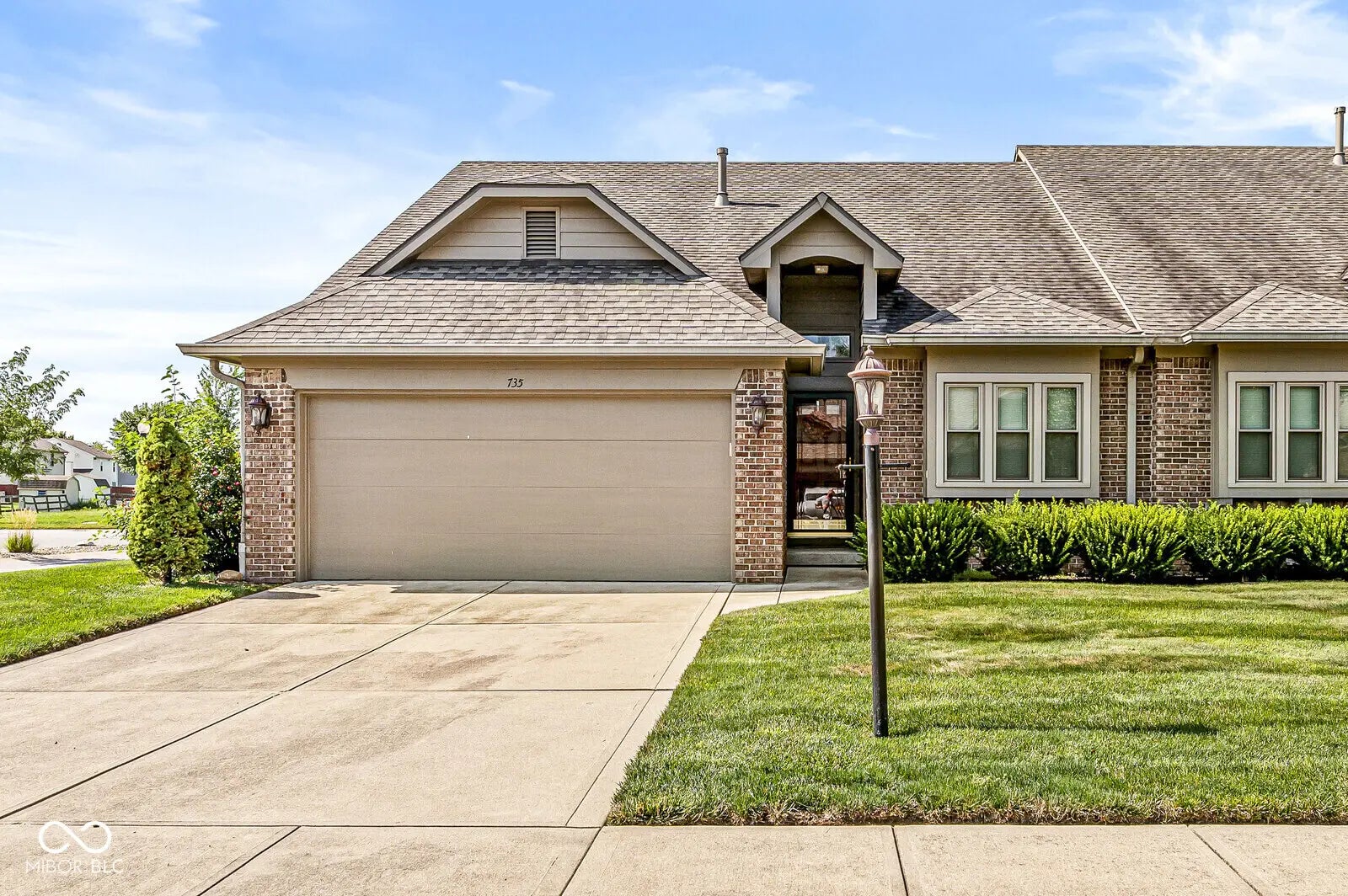 Photo of 735 Cottage Lane Greenwood, IN 46143