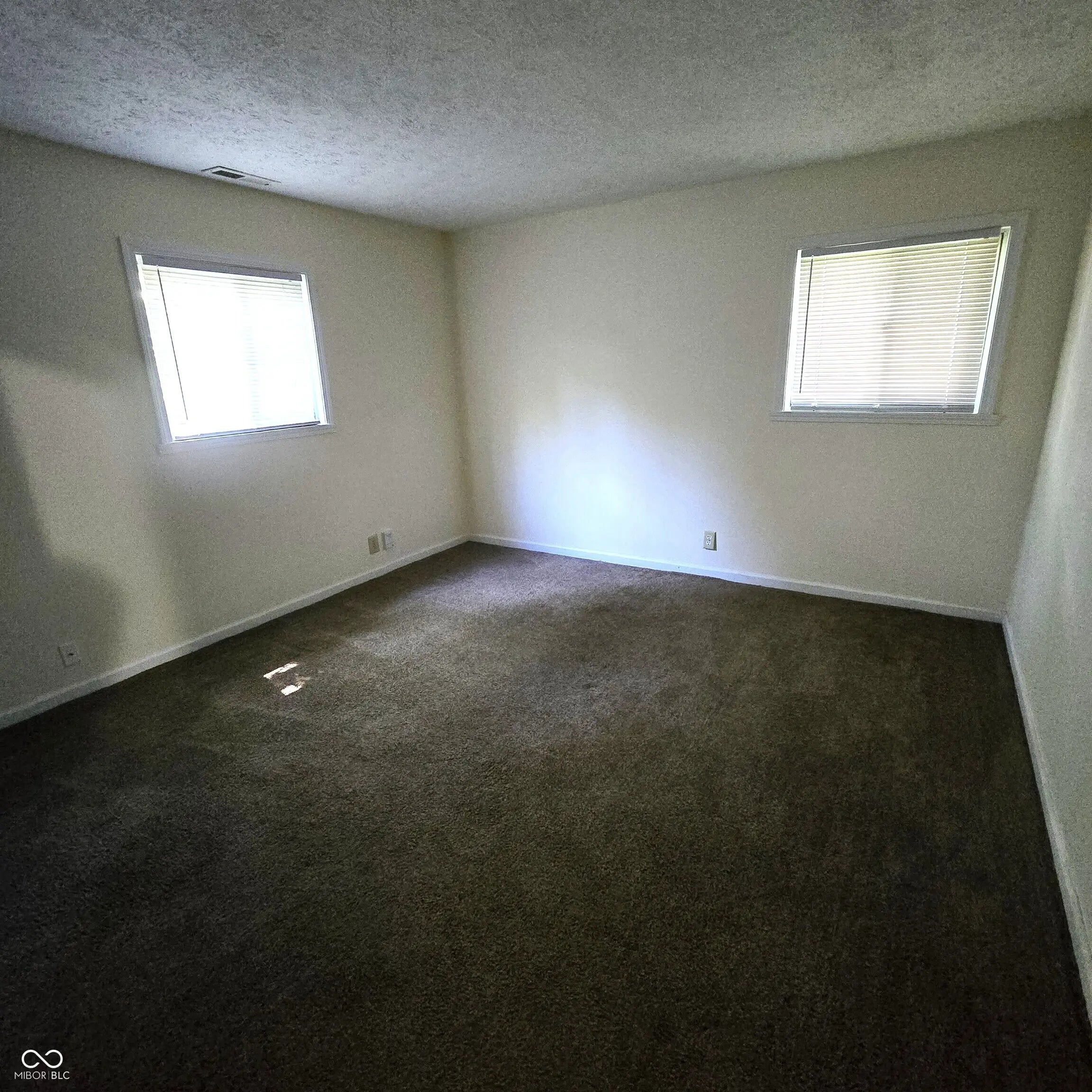 240 Shelton Place MLS 22055637 New Whiteland photo 5